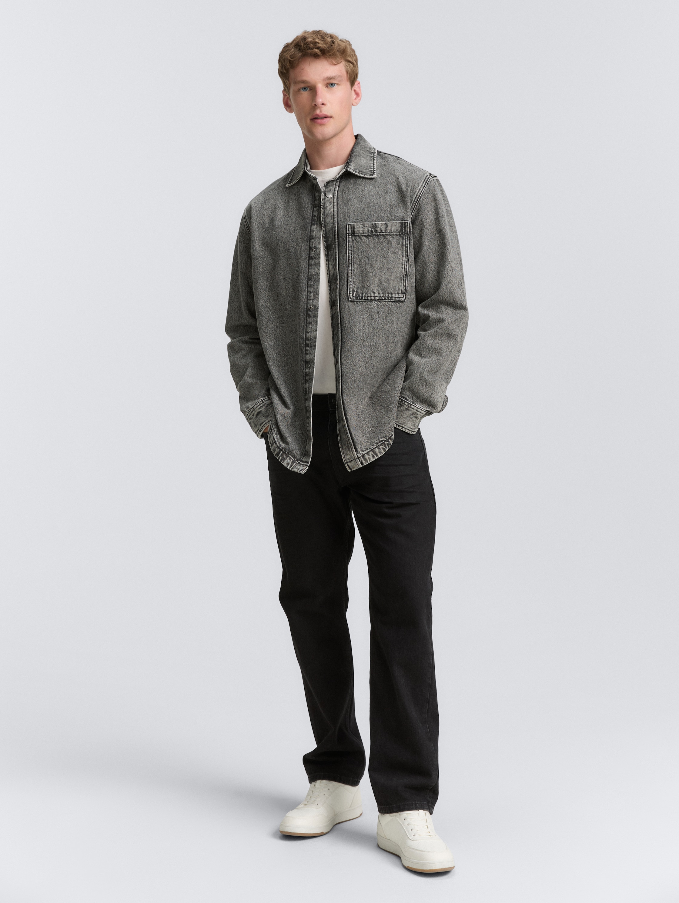 Overshirt denim shirt with breast pocket - used_mid_stone_grey_denim - 