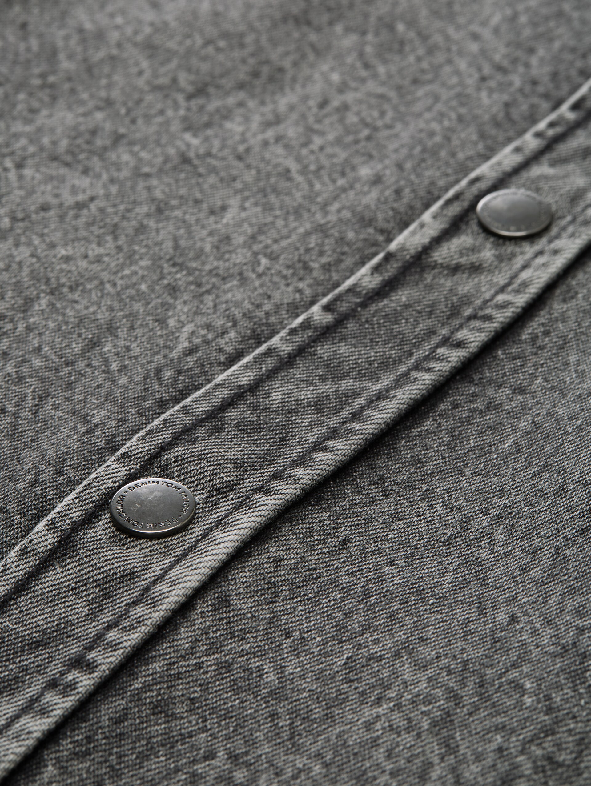 Overshirt Jeanshemd mit Brusttasche - used mid stone grey denim - Material-Ansicht