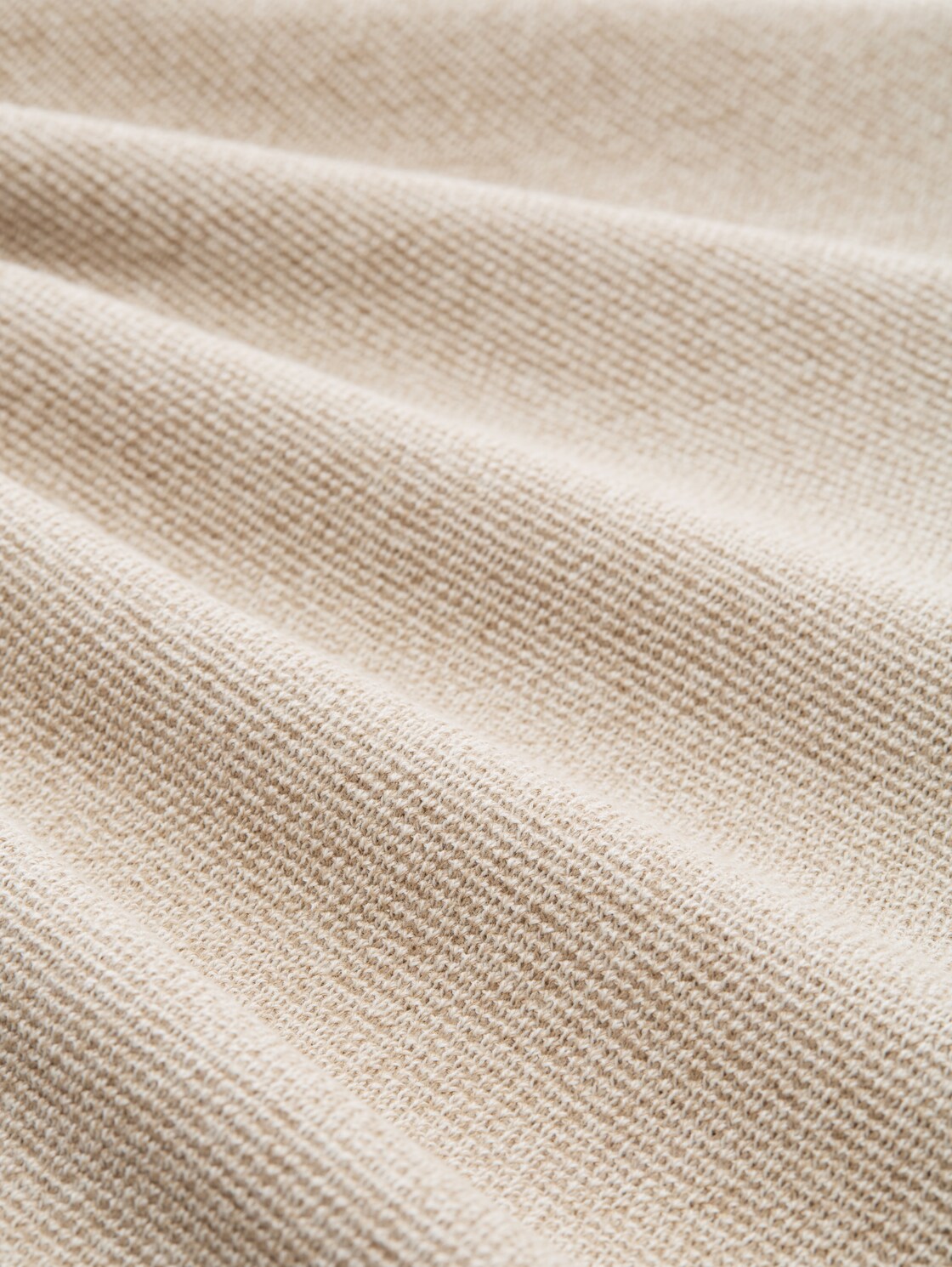 Strickpullover mit V-Ausschnitt aus Bio-Baumwolle - beige offwhite twotone - Material-Ansicht