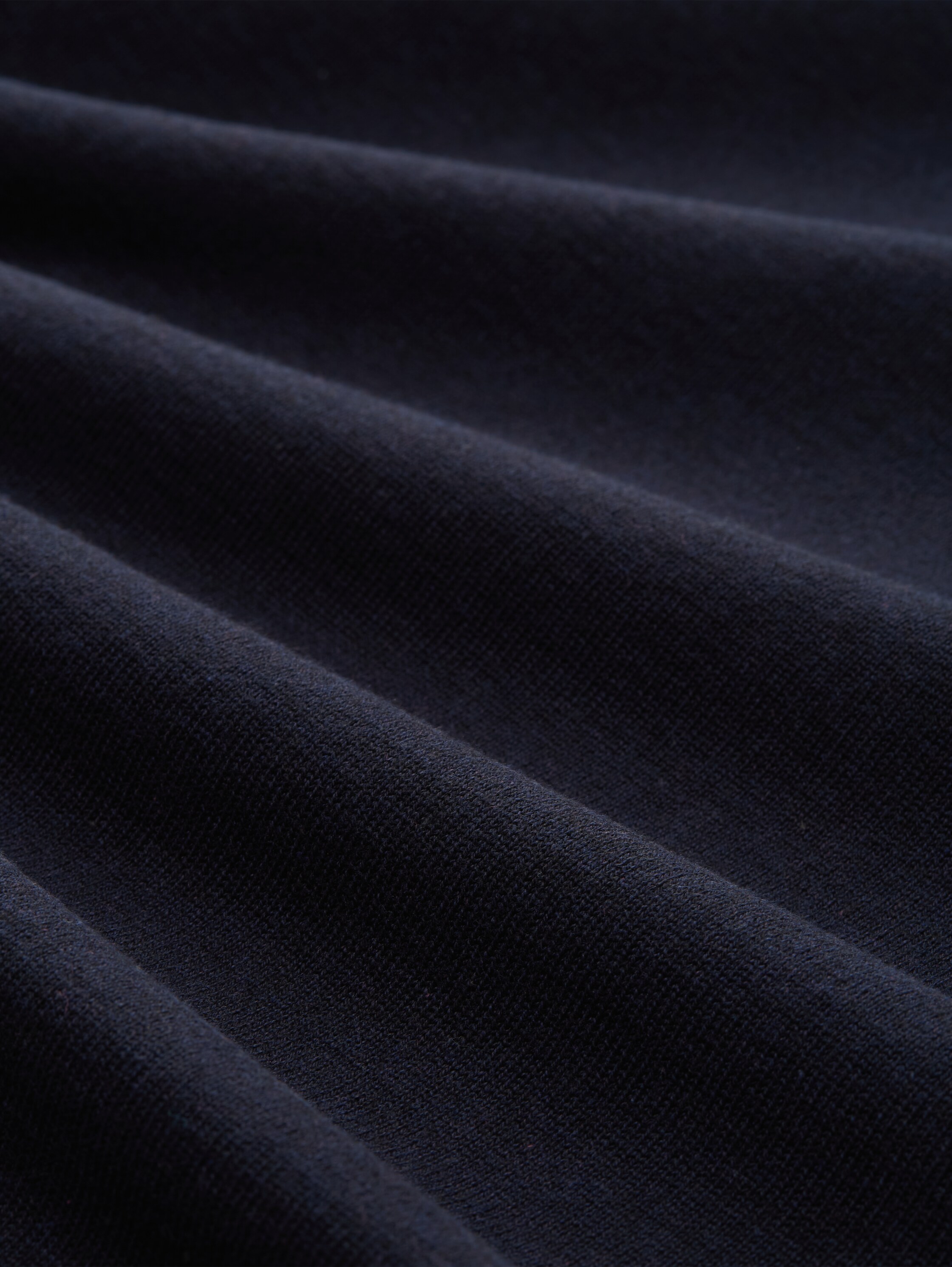 Rollkragenpullover aus Baumwolle - Knitted Navy Melange - Material-Ansicht