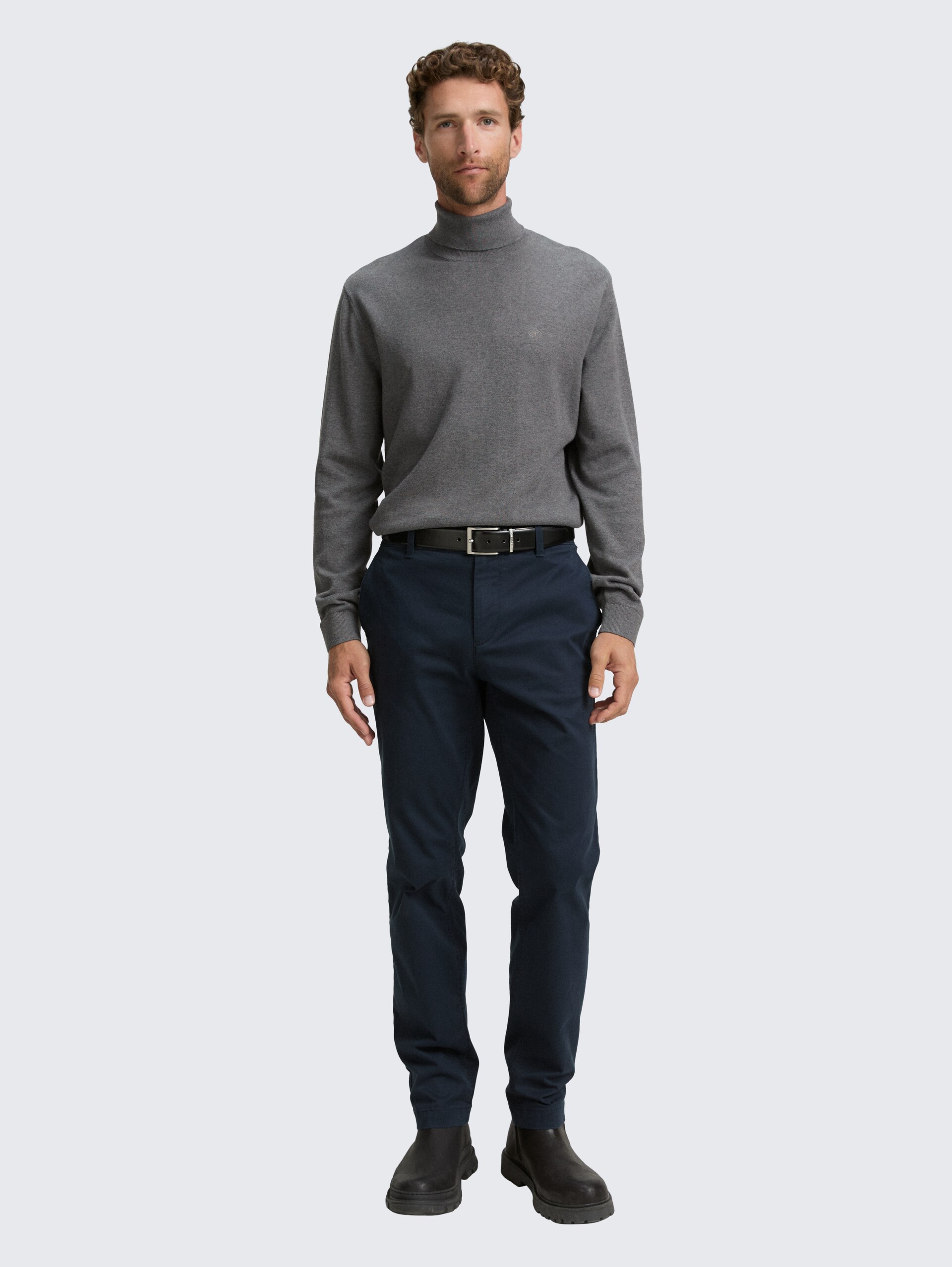 Rollkragenpullover aus Baumwolle - classic dark grey melange - Model-Vorderansicht