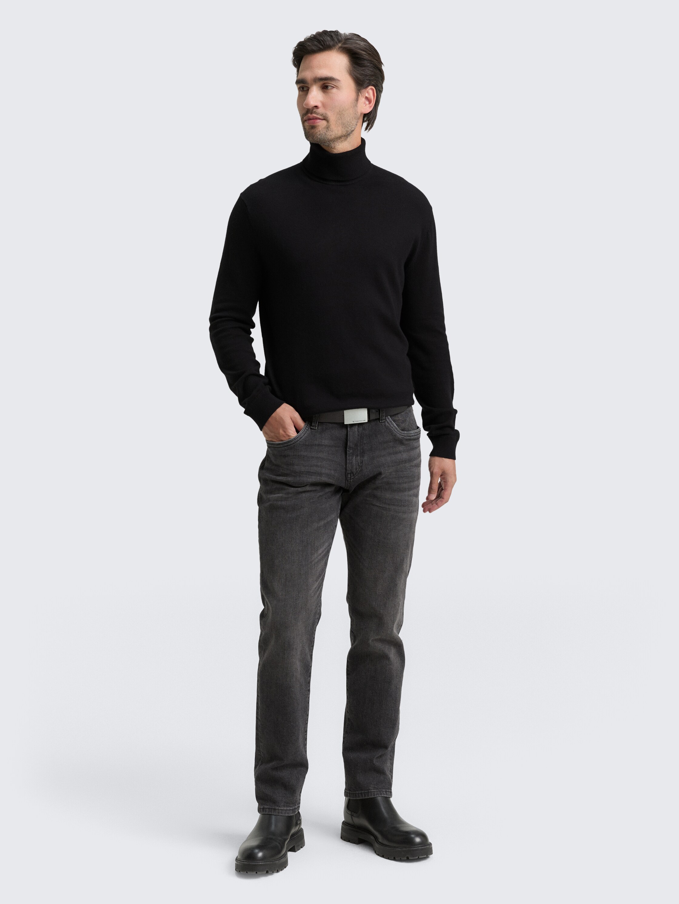 Turtleneck jumper with cashmere blend - black - 