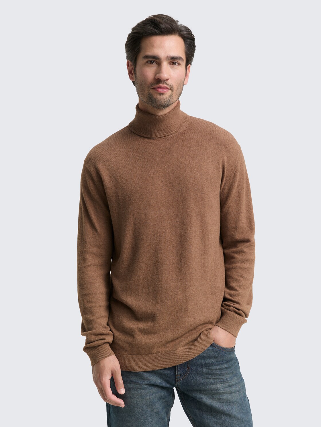 Rollkragenpullover mit Kaschmir-Anteil - dark taupe melange - Ausschnitt Model-Vorderansicht