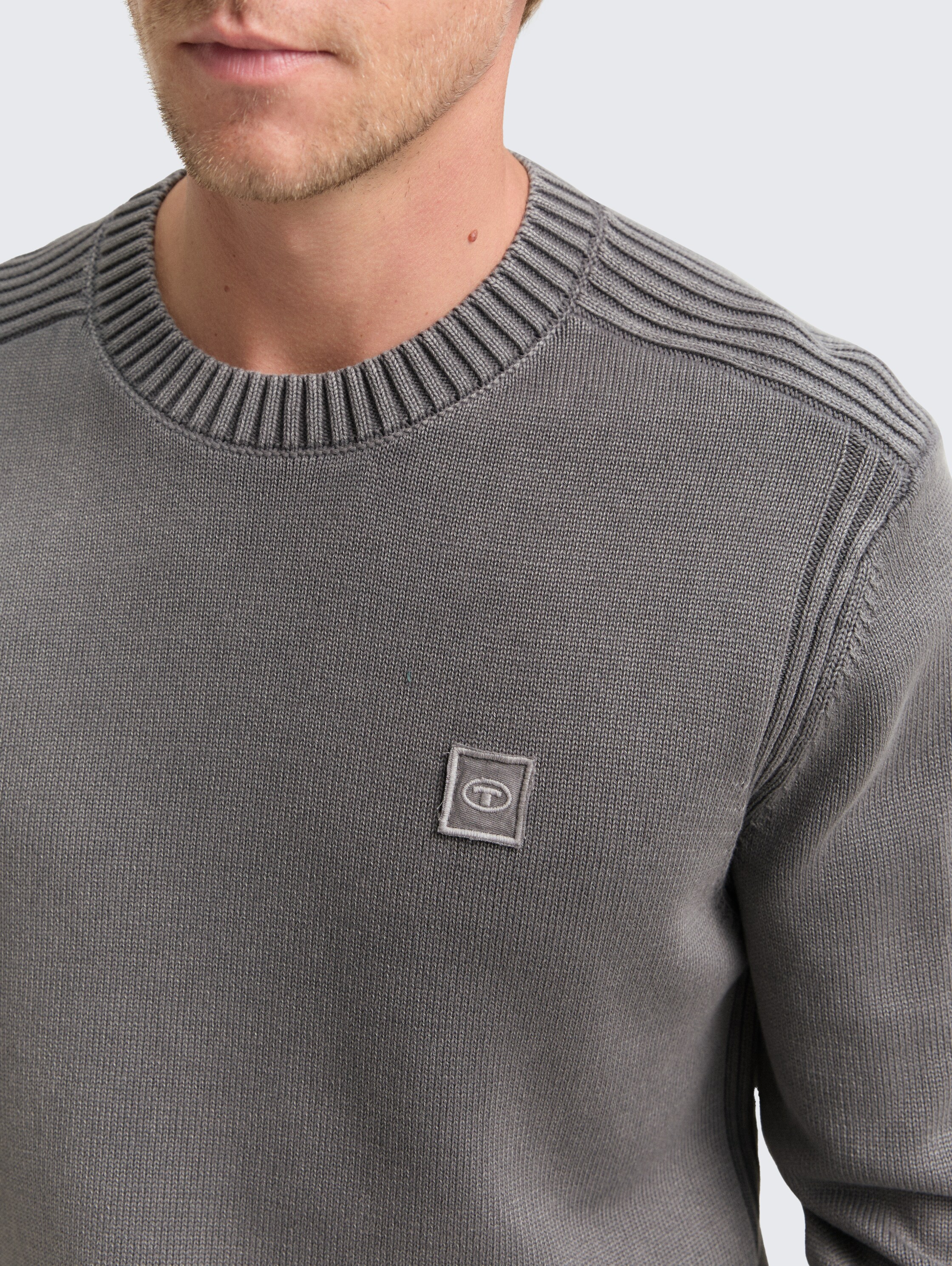 Washed-look knitted jumper made from cotton - classic dark grey - Detail model view