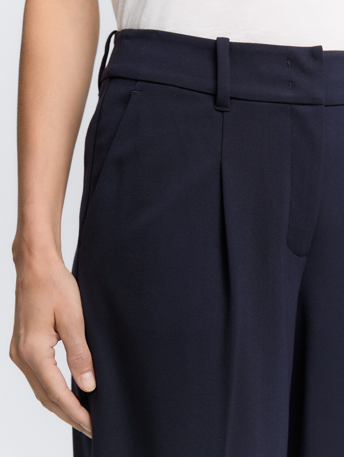 TTLEA Wide Leg Hose - sky captain blue - Detail-Model-Ansicht