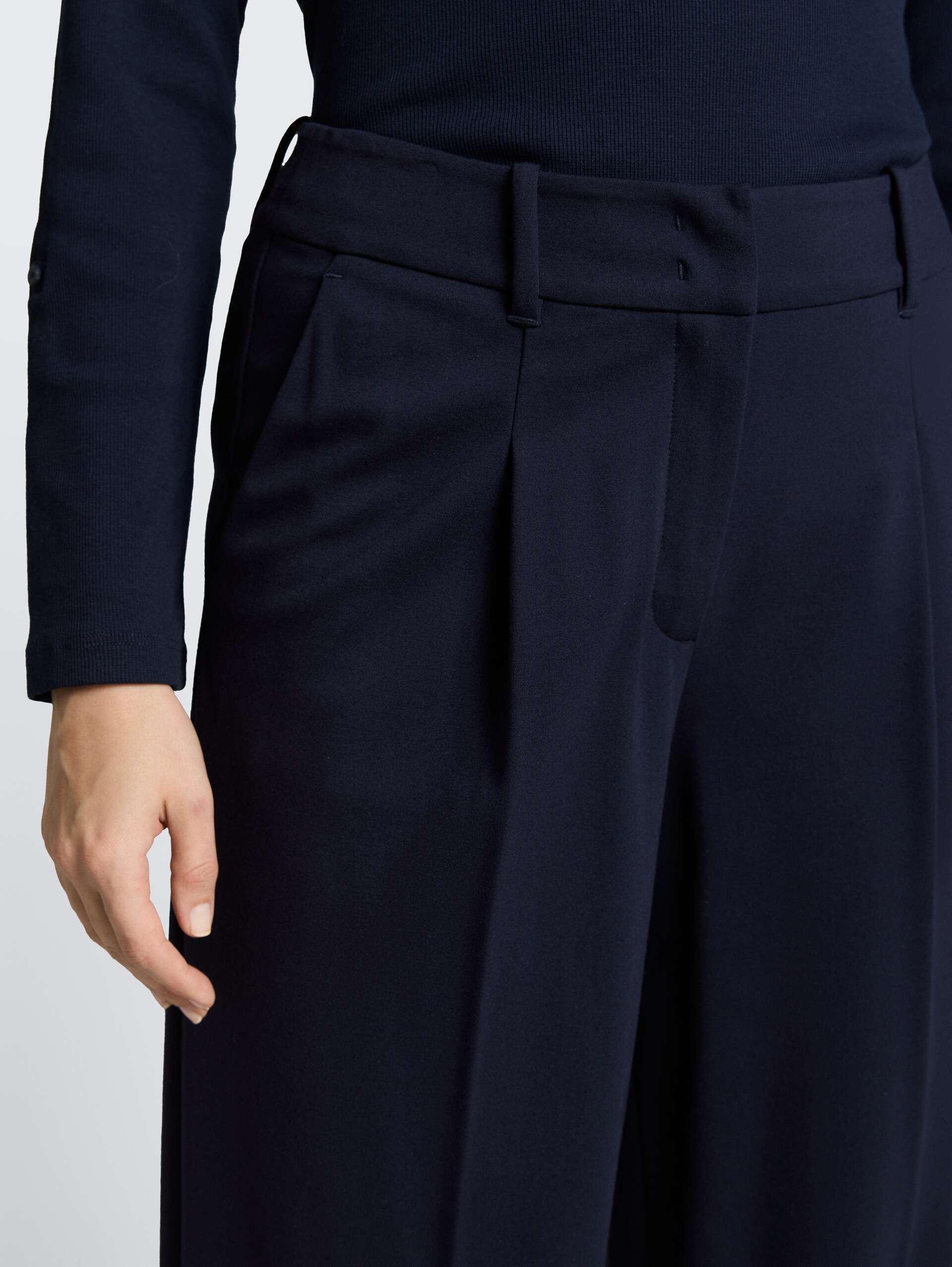 TTLEA Wide Leg Hose - sky captain blue - Detail-Model-Ansicht