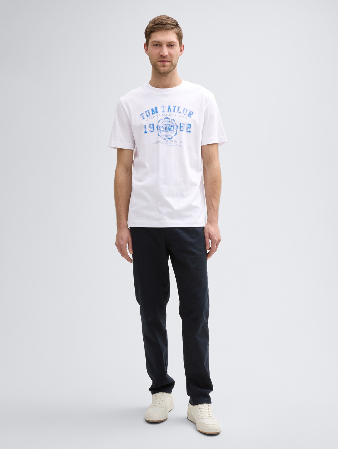 T-Shirts im 2er-Pack - Dark Smoke Green - Model-Vorderansicht