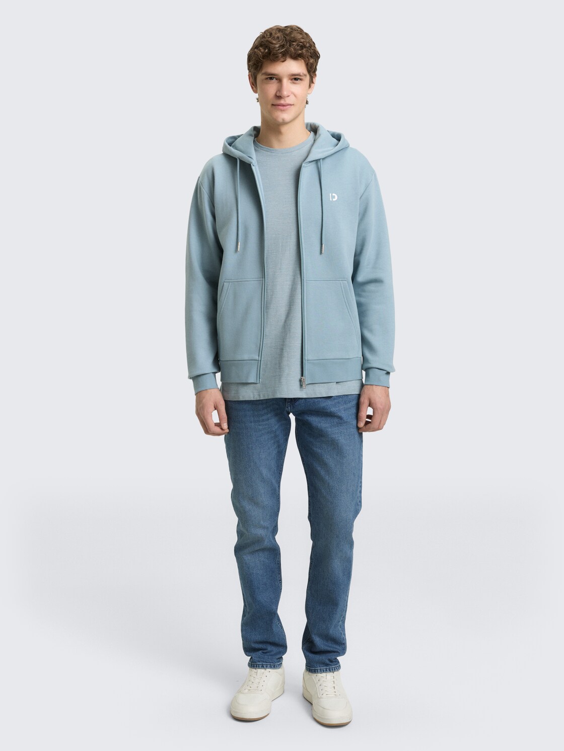 Hoodie Sweat jacket with logo print - citadel blue - Model front view