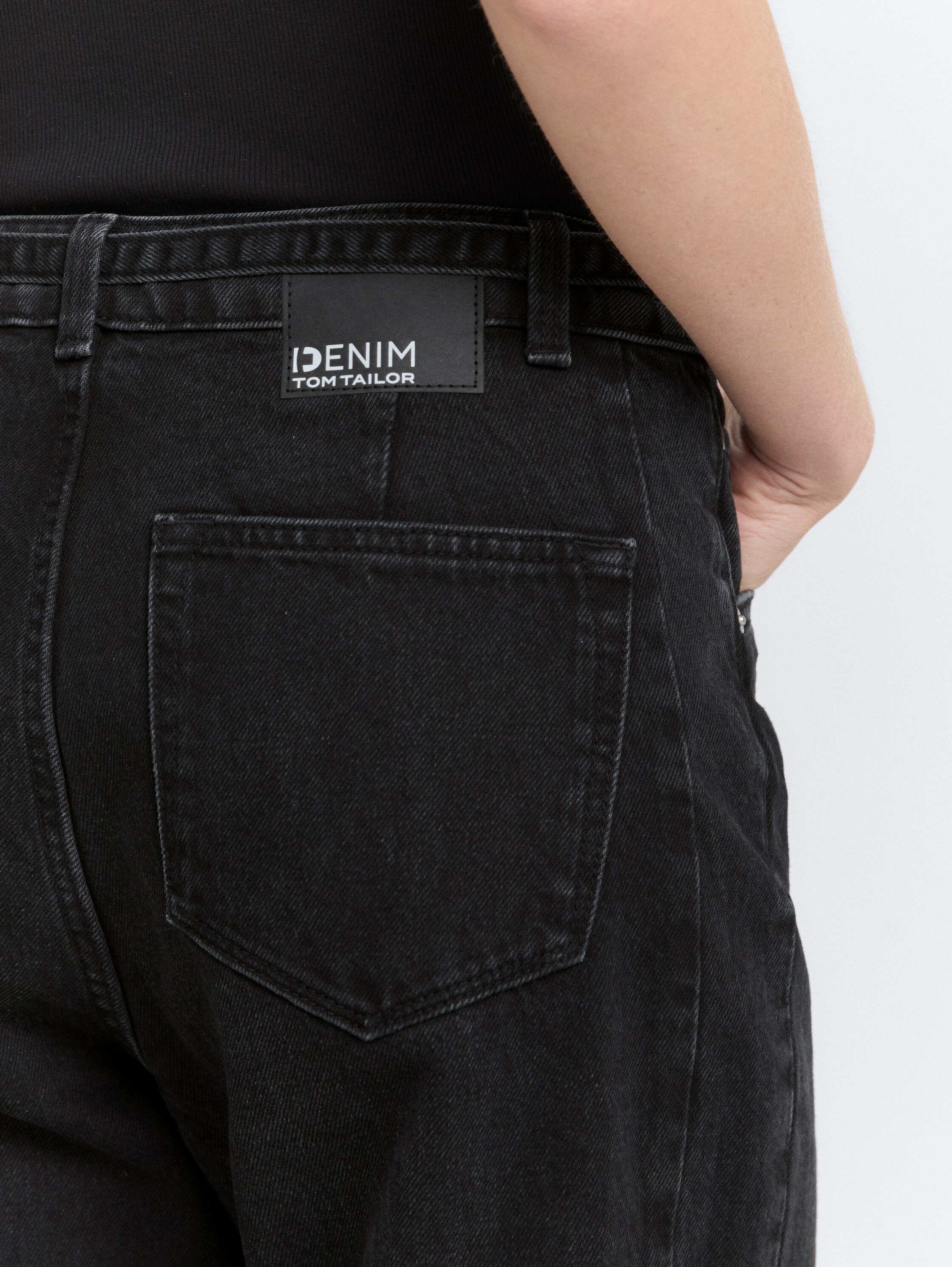 TTADEA BARREL Jeans mit Gürtel - black_denim - 
