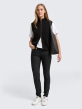 Coated TTNELA SKINNY Jeans - coated black denim - Model-Vorderansicht