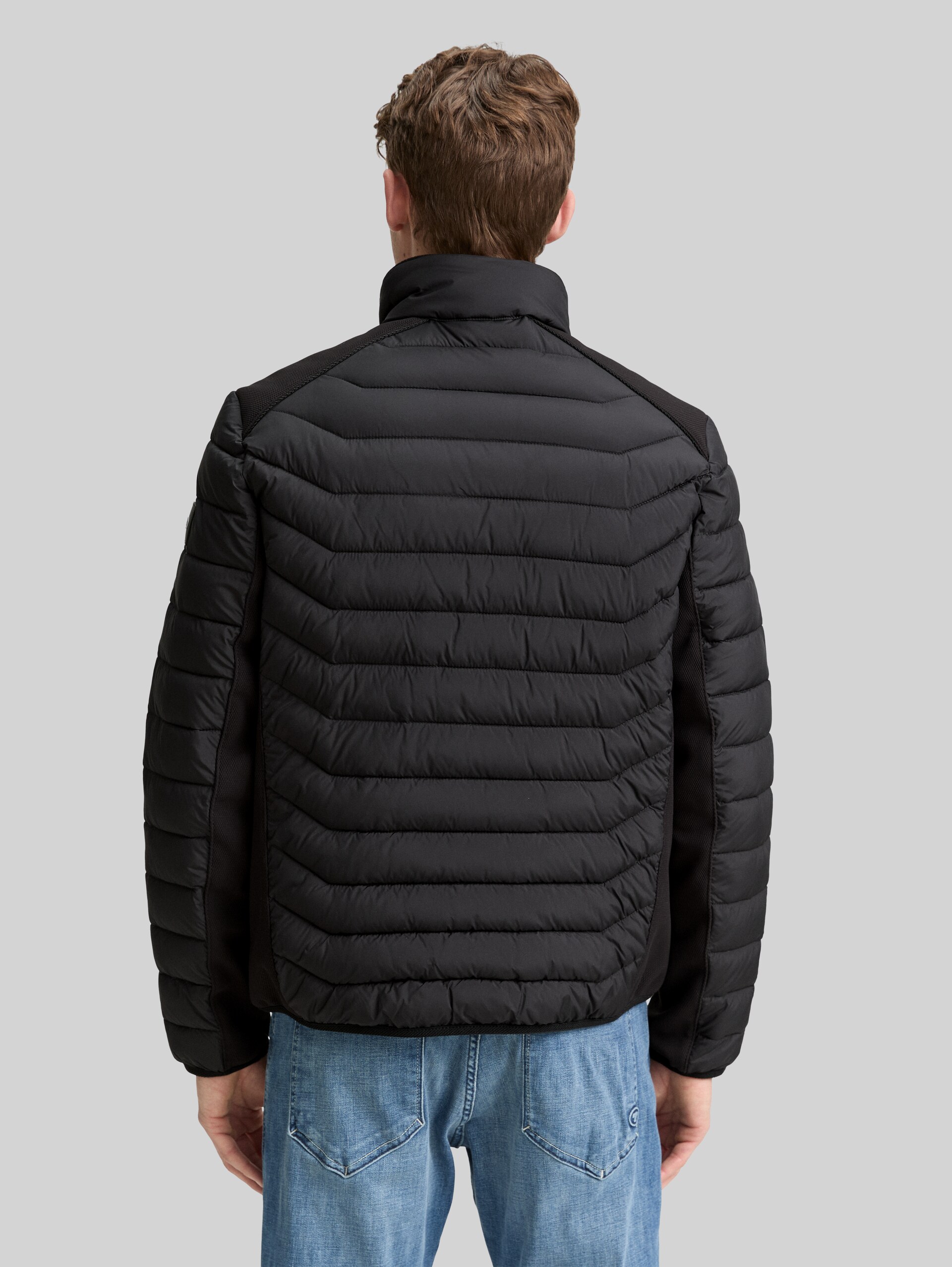 Lightweight hybrid quilted jacket - Black - Model-back view