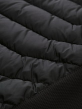 Lightweight Hybrid Steppjacke - Black - Produkt-Detail-Ansicht