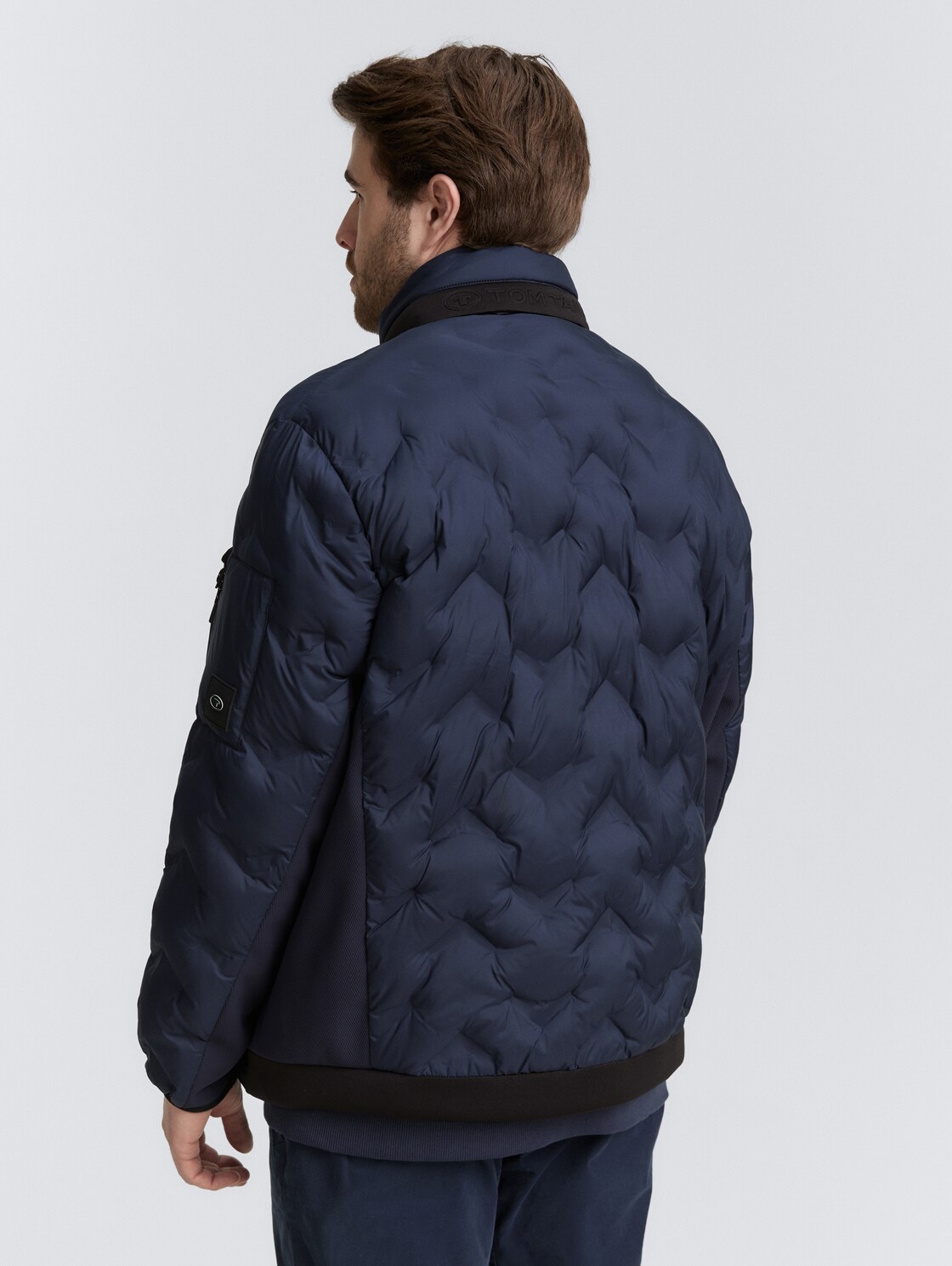Plus Size - Hybrid lightweight quilted jacket with stowable hood - sky captain blue - Model-back view