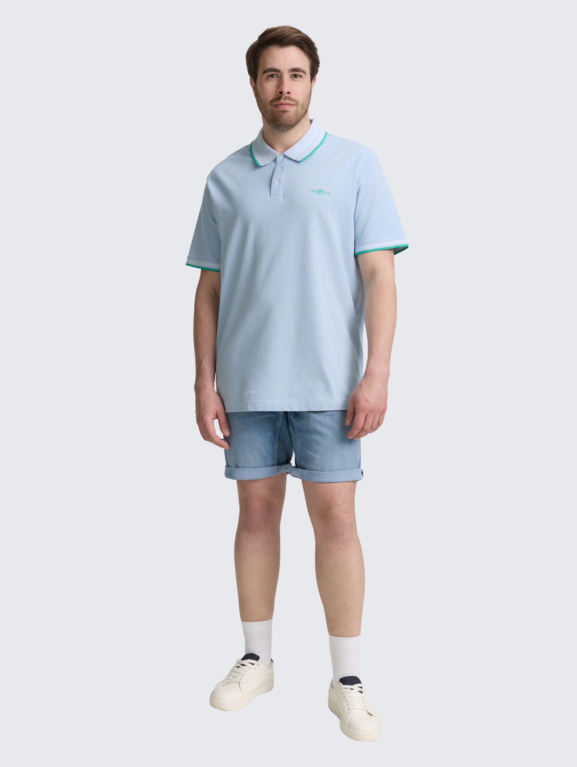 Plus Size - TTPLUS REGULAR FIT Jeans Shorts - Used Light Stone Blue Denim - Model-Vorderansicht