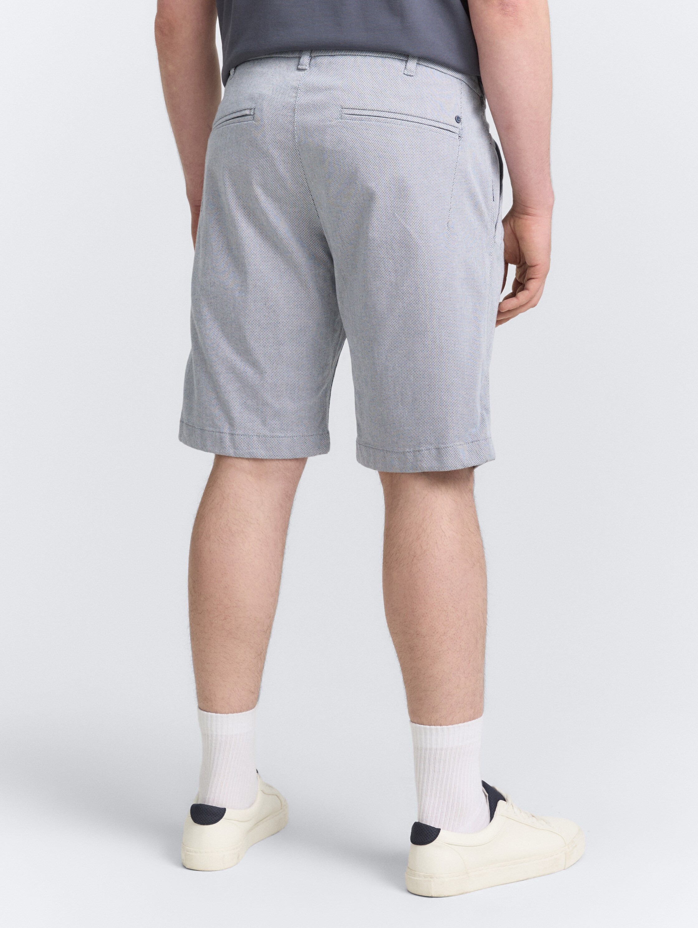 Plus Size - Regular Chino Shorts aus Baumwolle - white_navy_quilted_dobby - 