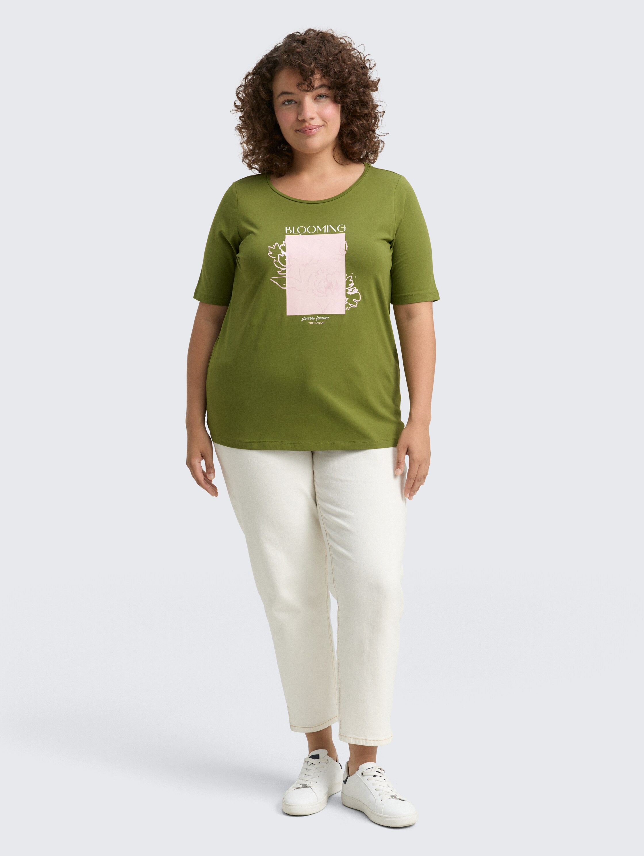 Plus Size - T-Shirt mit Print - deep ivy green - Model-Vorderansicht