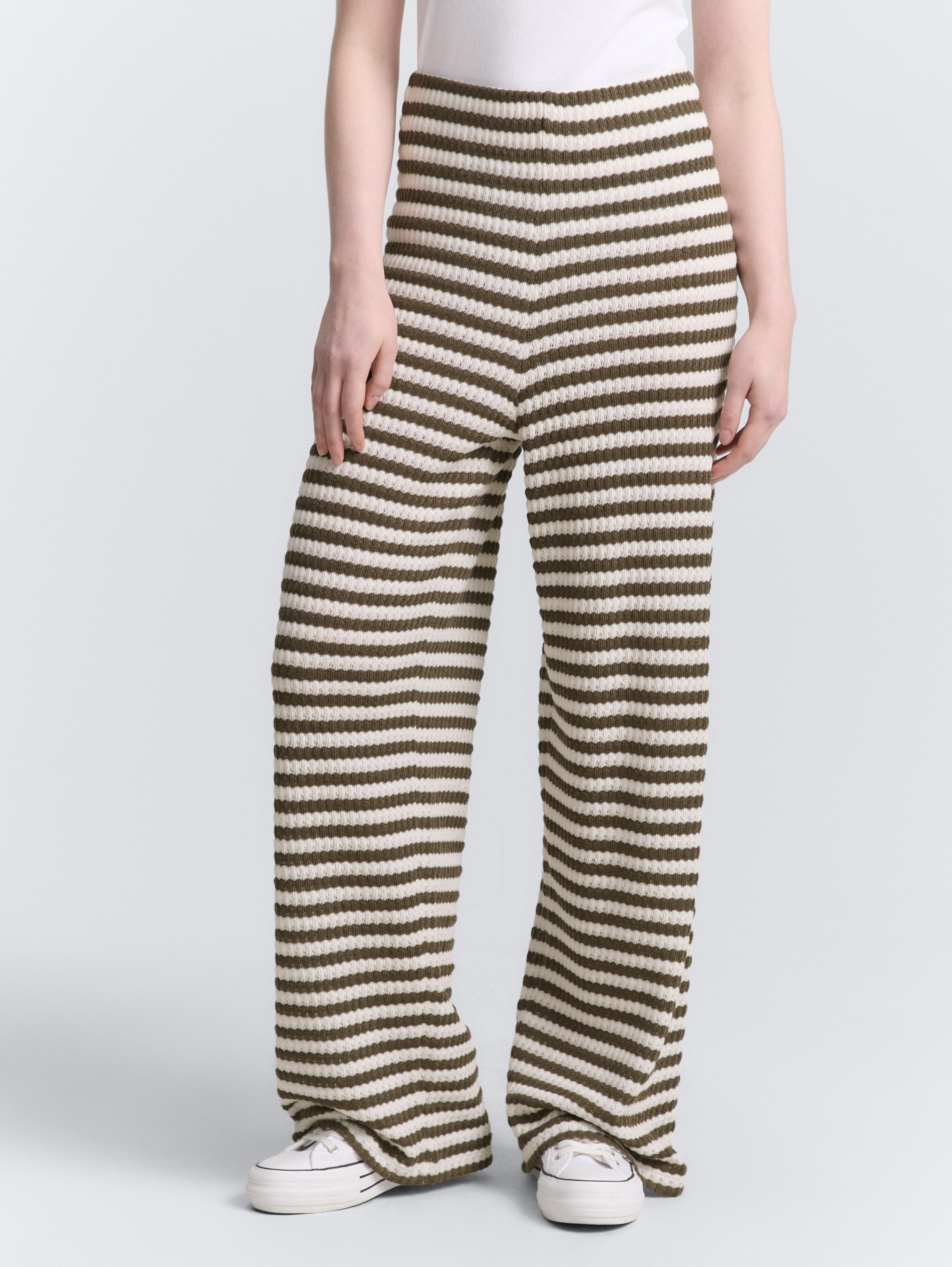 Wide Leg Strickhose von Denim Female, olive white stripe