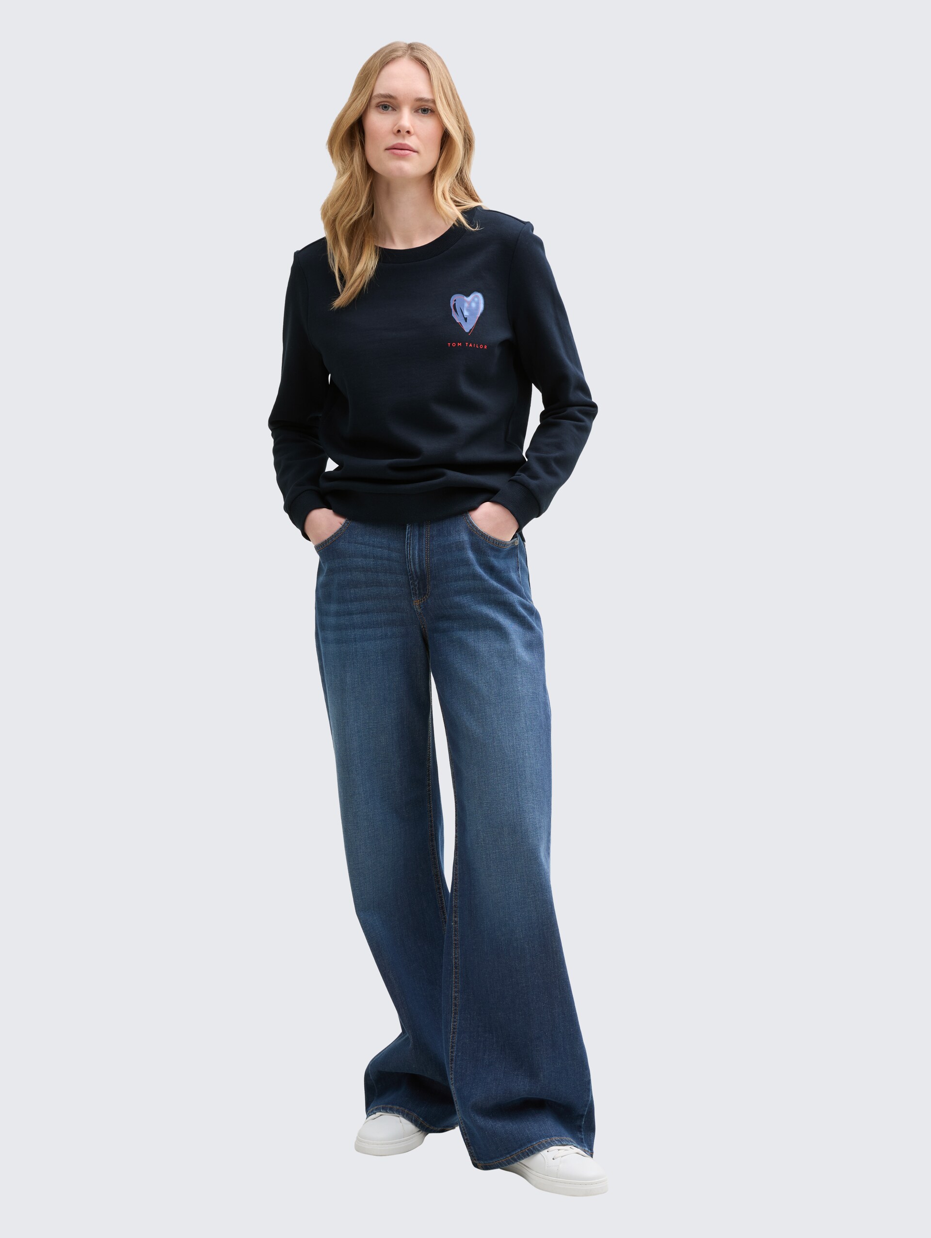 Loose Fit Sweatshirt mit Print - sky captain blue - Model-Vorderansicht