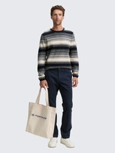 Strickpullover im Streifenmuster - off white navy stripe - Model-Vorderansicht