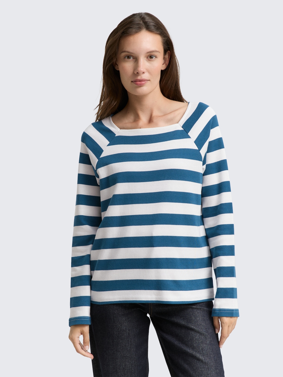 Langarmshirt mit Streifenmuster - petrol blue offwhite stripe - Ausschnitt Model-Vorderansicht