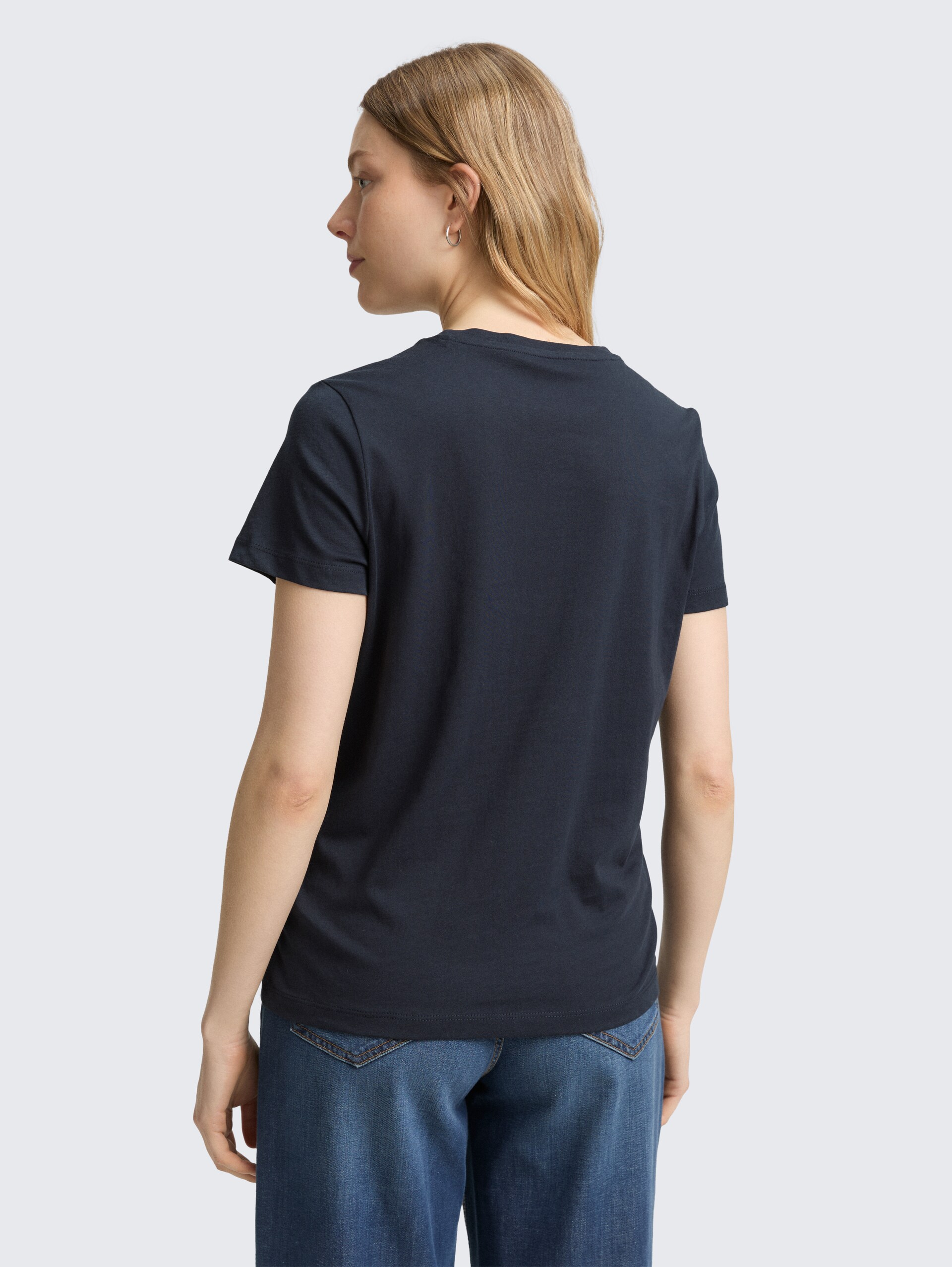 T-Shirt mit Print - Lunar Eclipse - Auschnitt Model-Rückansicht