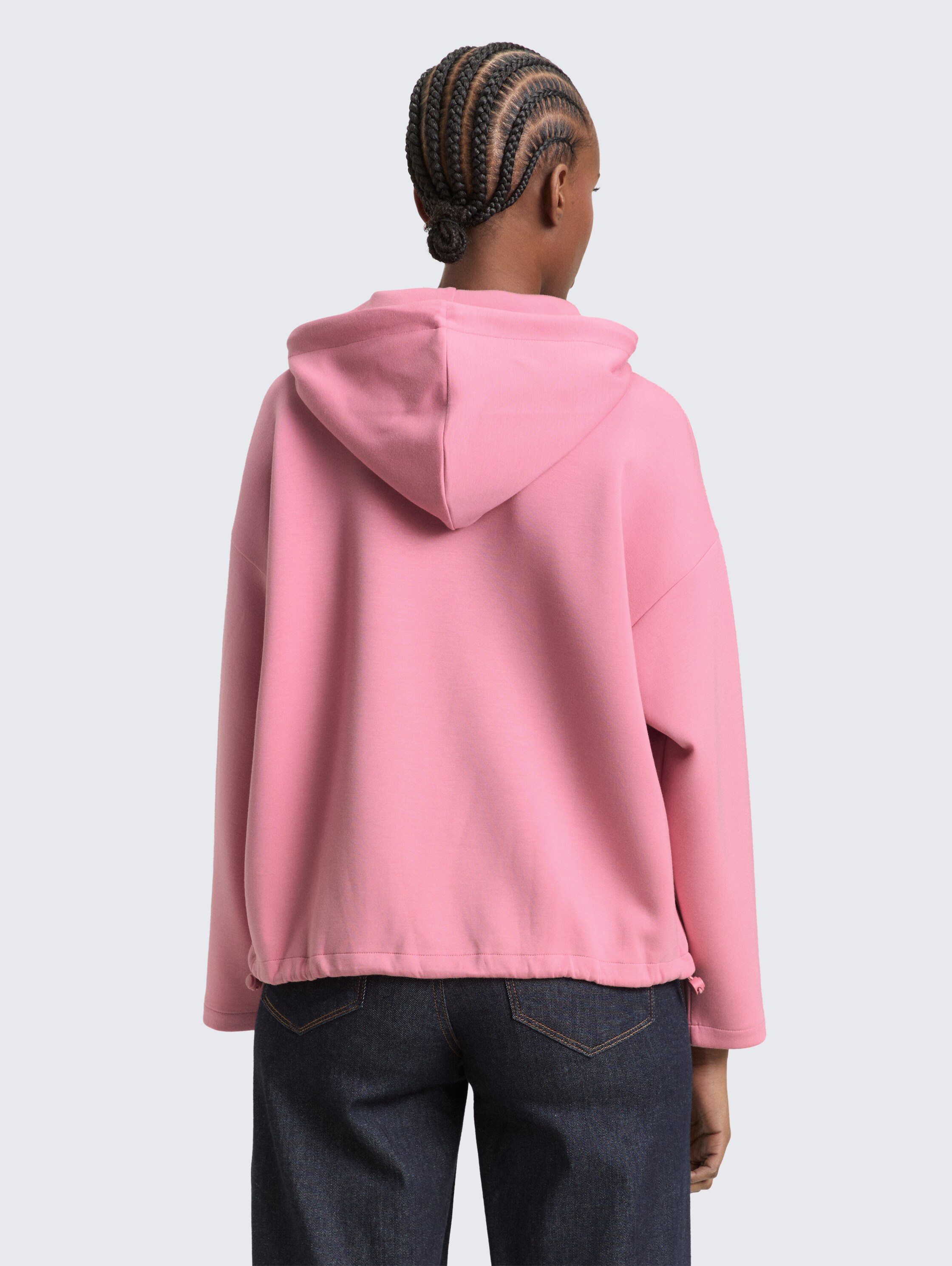 Loose Fit Scuba Hoodie Sweatshirt - Soft Blush Rose - Auschnitt Model-Rückansicht