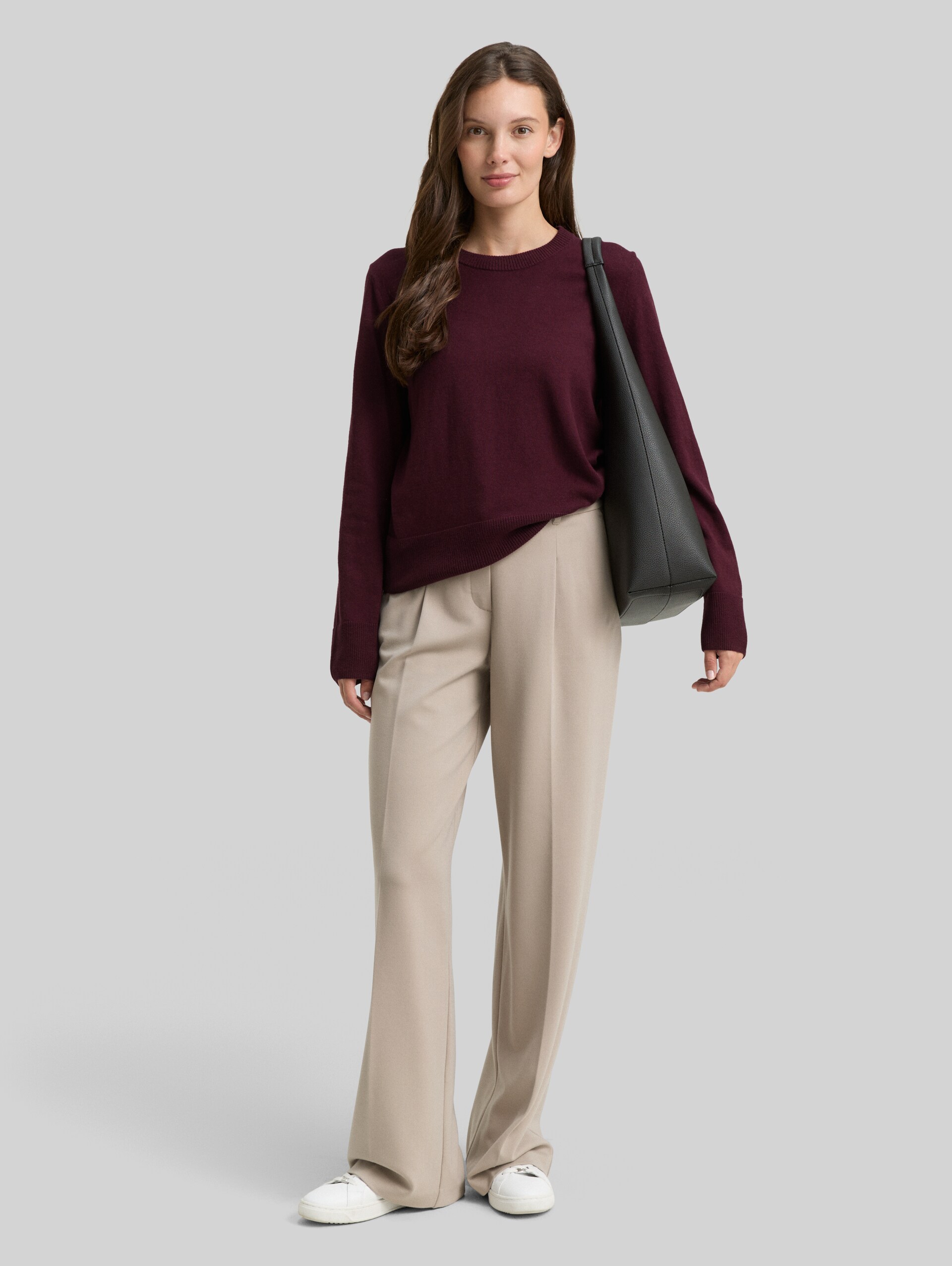 Knitted jumper with cashmere blend - Dark Red Mélange - Model front view