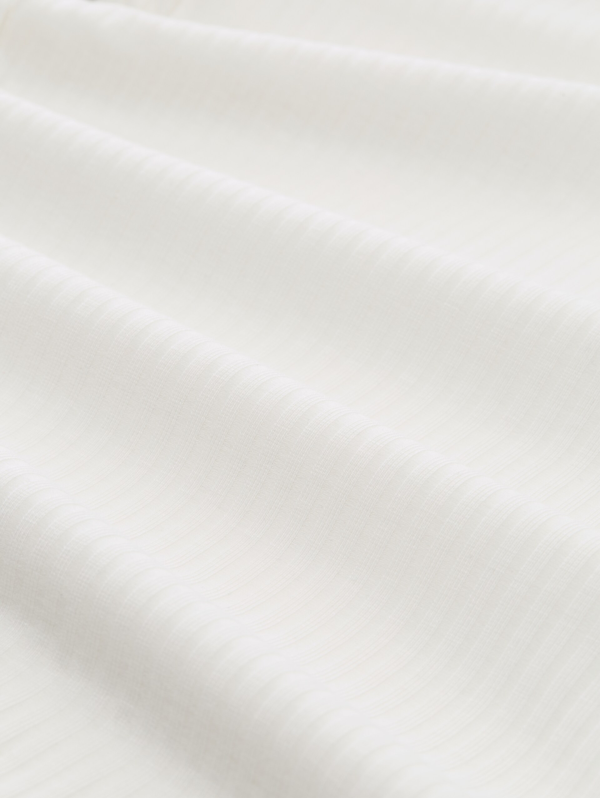 Ripp Langarmshirt mit Stehkragen - off white - Material-Ansicht