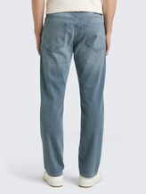 TTMARVIN STRAIGHT Jeans mit Stretch - light stone blue grey denim - Auschnitt Model-Rückansicht