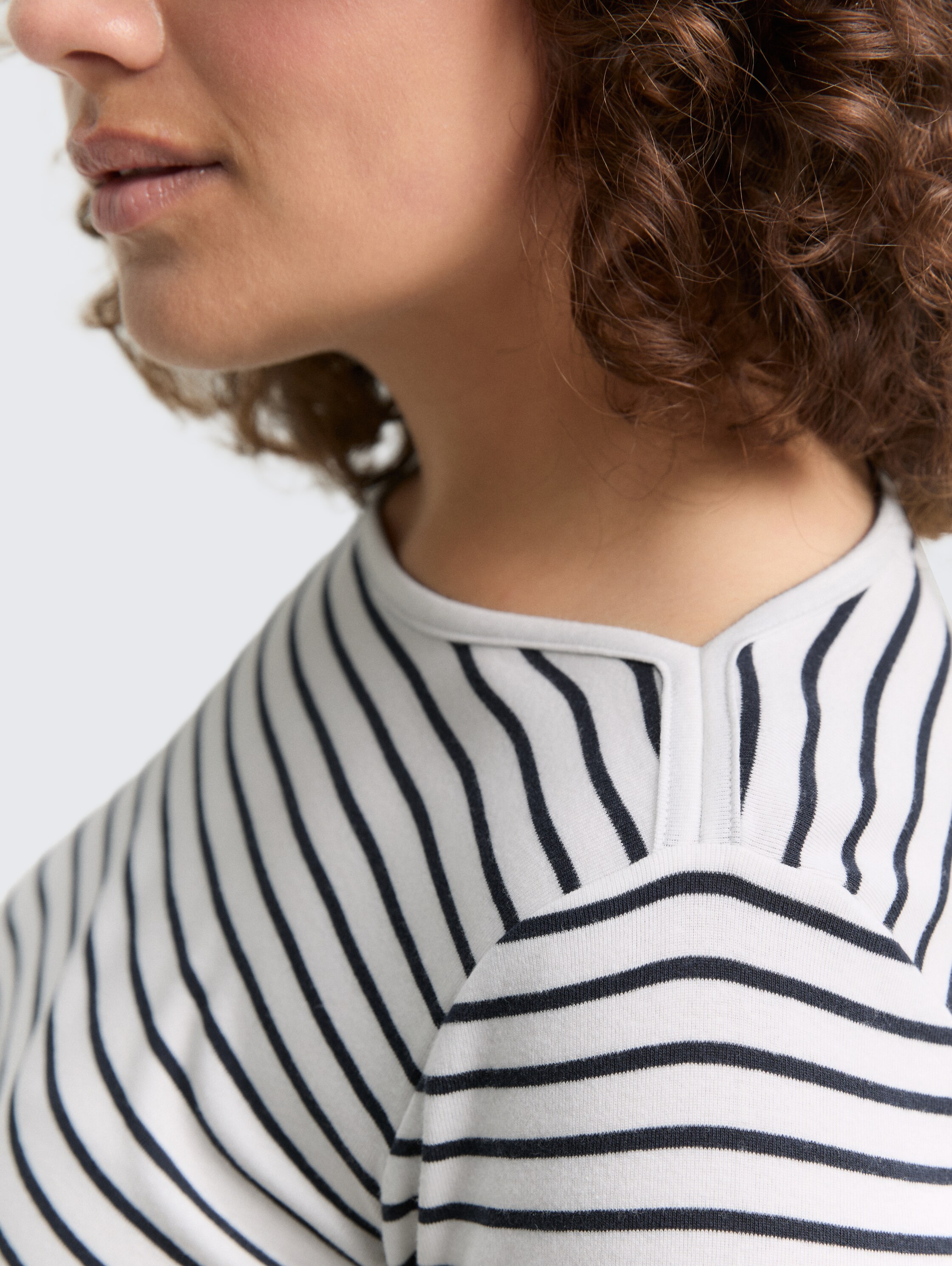 Plus Size - Langarmshirt mit Streifenmuster - offwhite_navy_tee_stripe - 