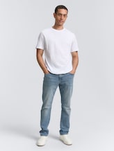 T-Shirts aus Baumwolle im 2er-Pack - White 2 - Model-Vorderansicht