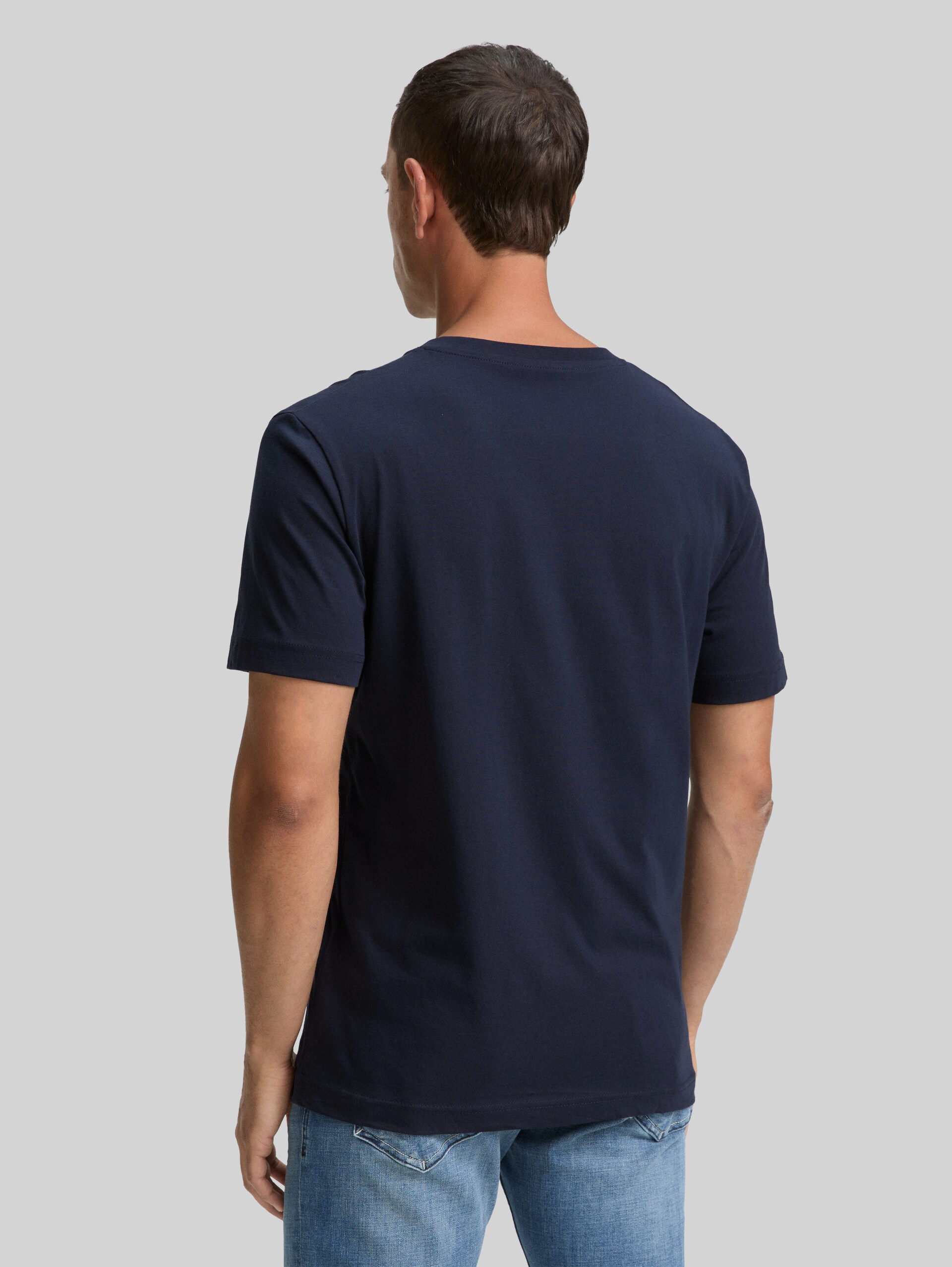 T-shirts à col en V, lot de 2 - sky captain blue - Découpe Vue arrière du modèle