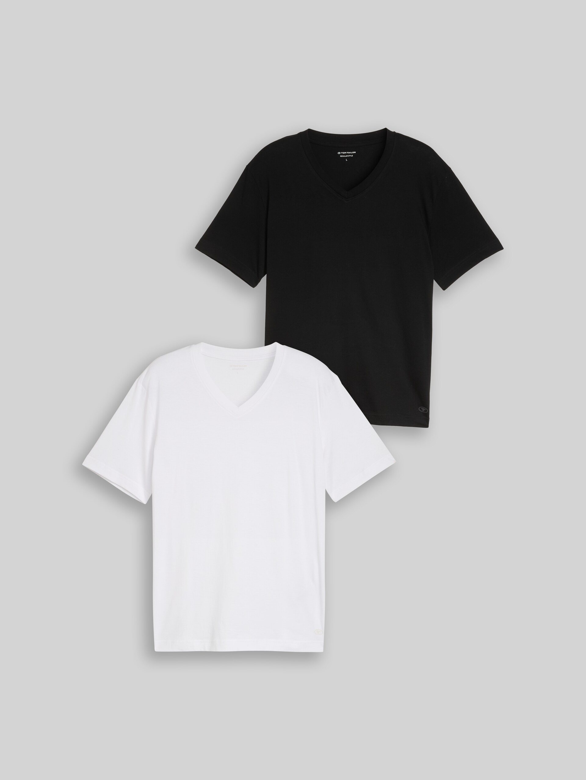 V-neck T-shirts in a pack of 2 - White 2 - Front product view