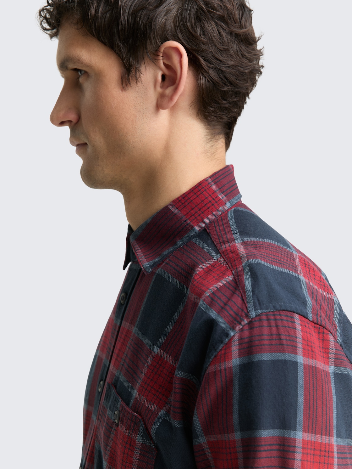 Comfort Fit Hemd mit Karomuster - navy red check - Detail-Model-Ansicht