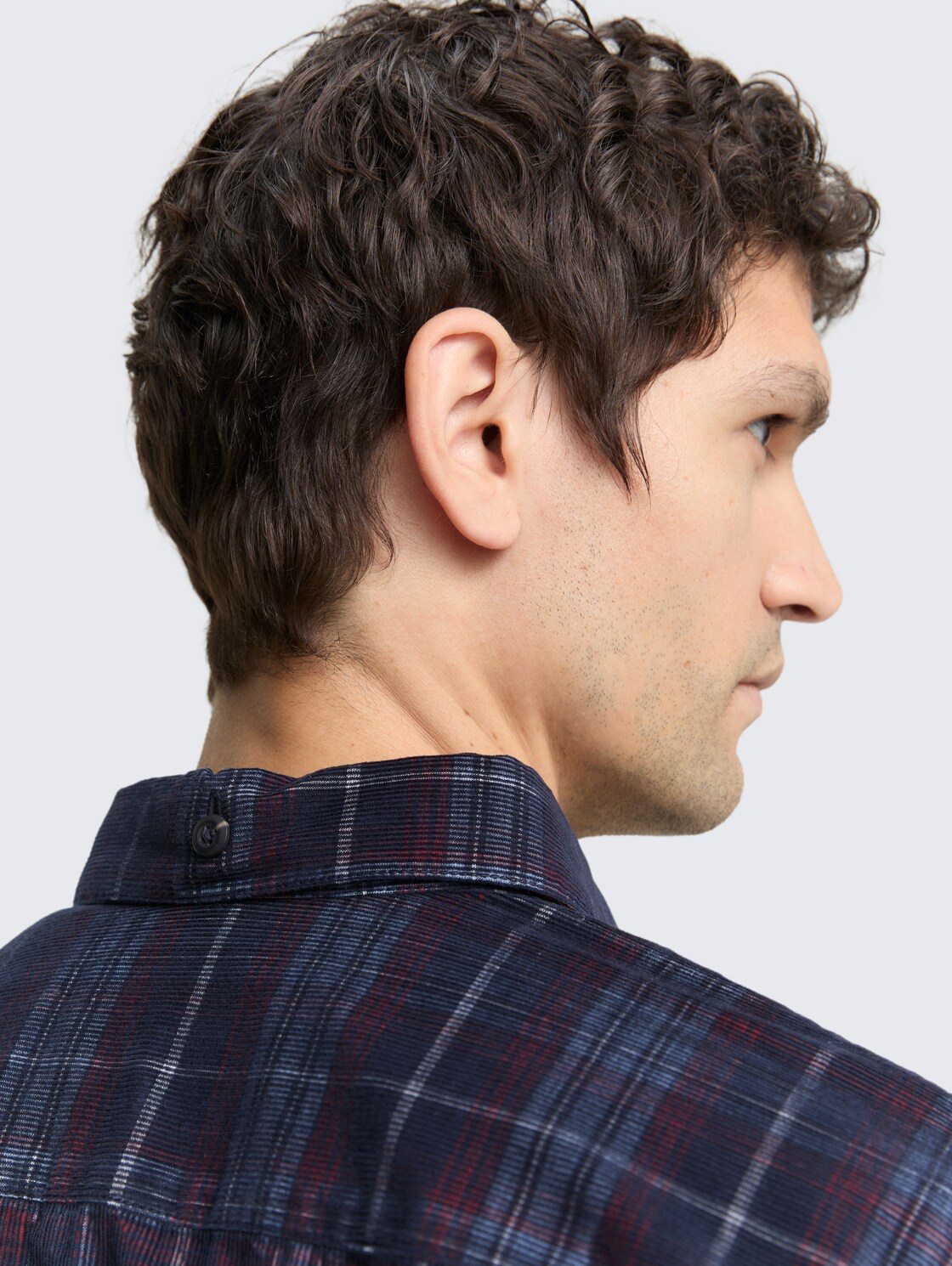 Regular Fit Cordhemd mit Karomuster - navy red cord check - Detail-Model-Ansicht