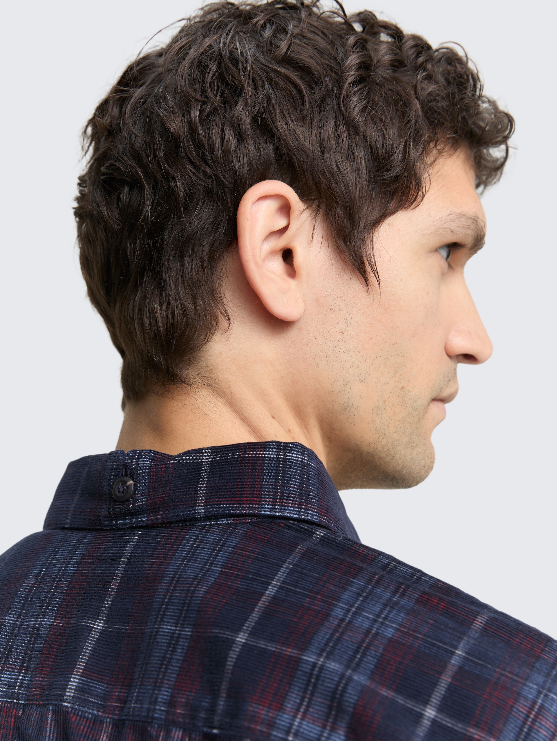 Regular Fit Cordhemd mit Karomuster - navy red cord check - Detail-Model-Ansicht