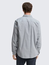 Regular fit shirt with breast pocket - blue small structure - Neckline model-back view