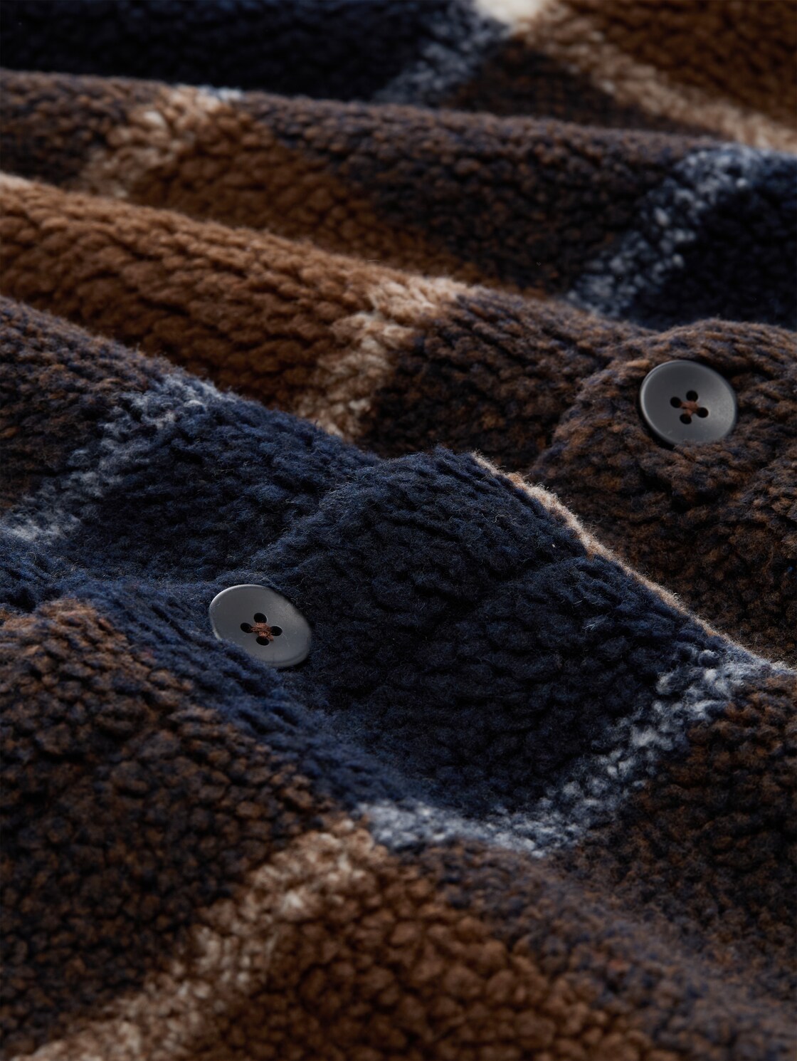 Teddy Overshirt mit Karomuster - brown navy check - Material-Ansicht