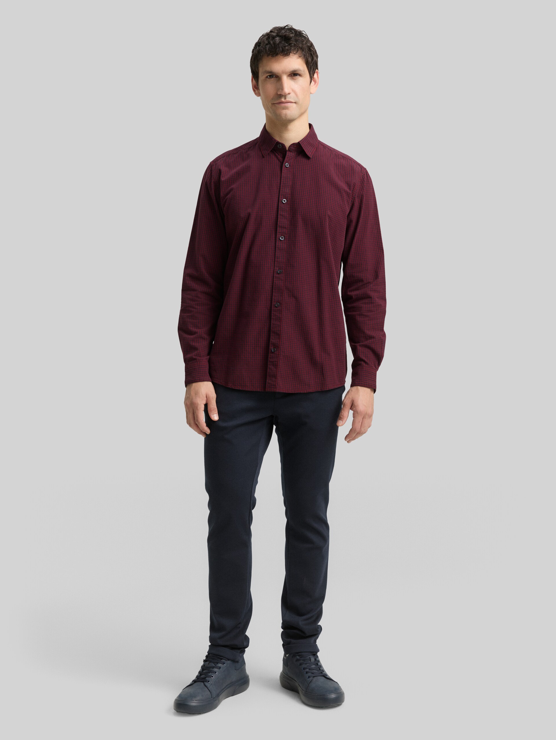 Regular Fit Hemd mit Karomuster - red vichy check - Model-Vorderansicht