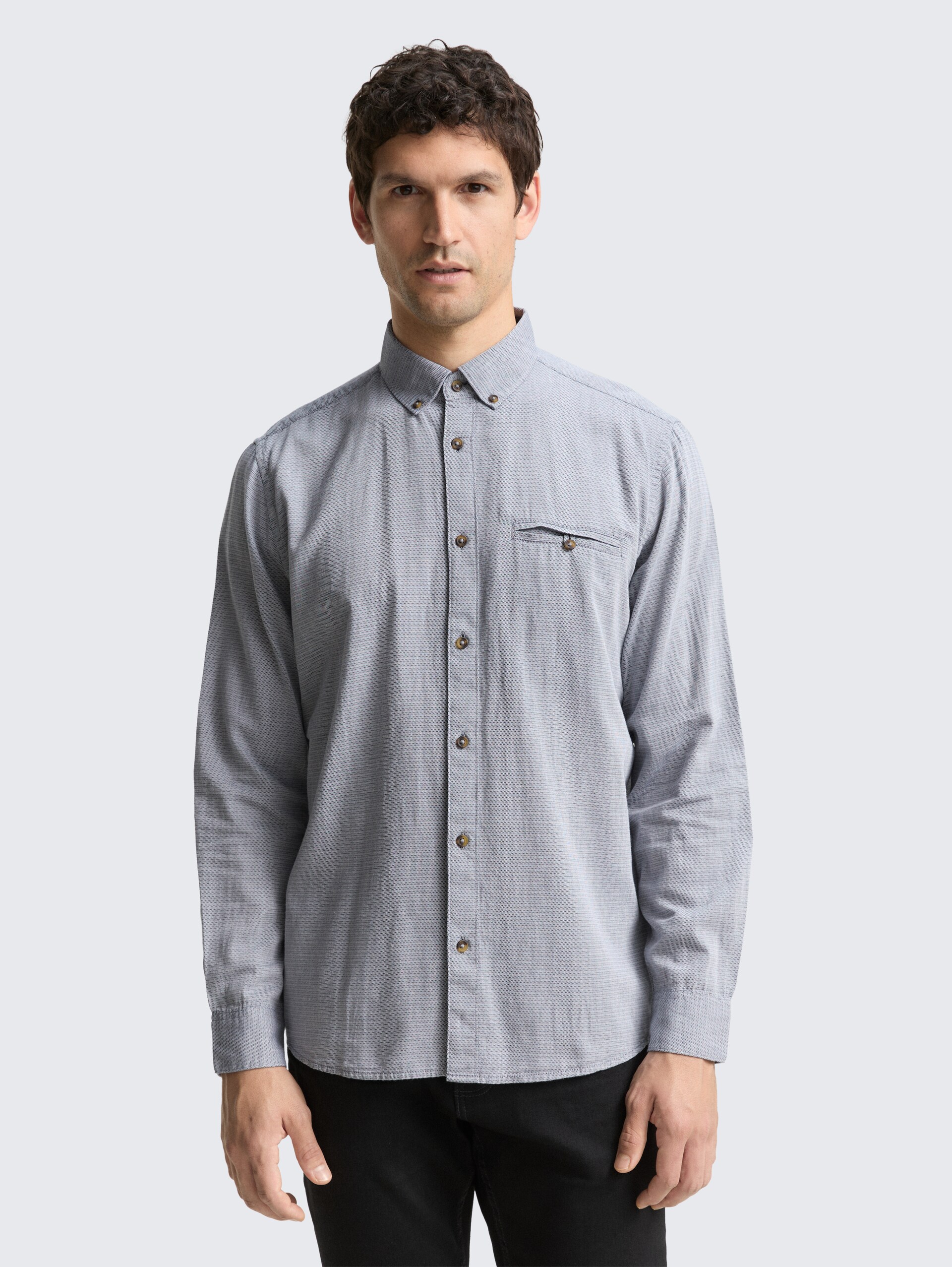 Regular Fit Hemd aus Baumwolle - navy stripy structure - Ausschnitt Model-Vorderansicht