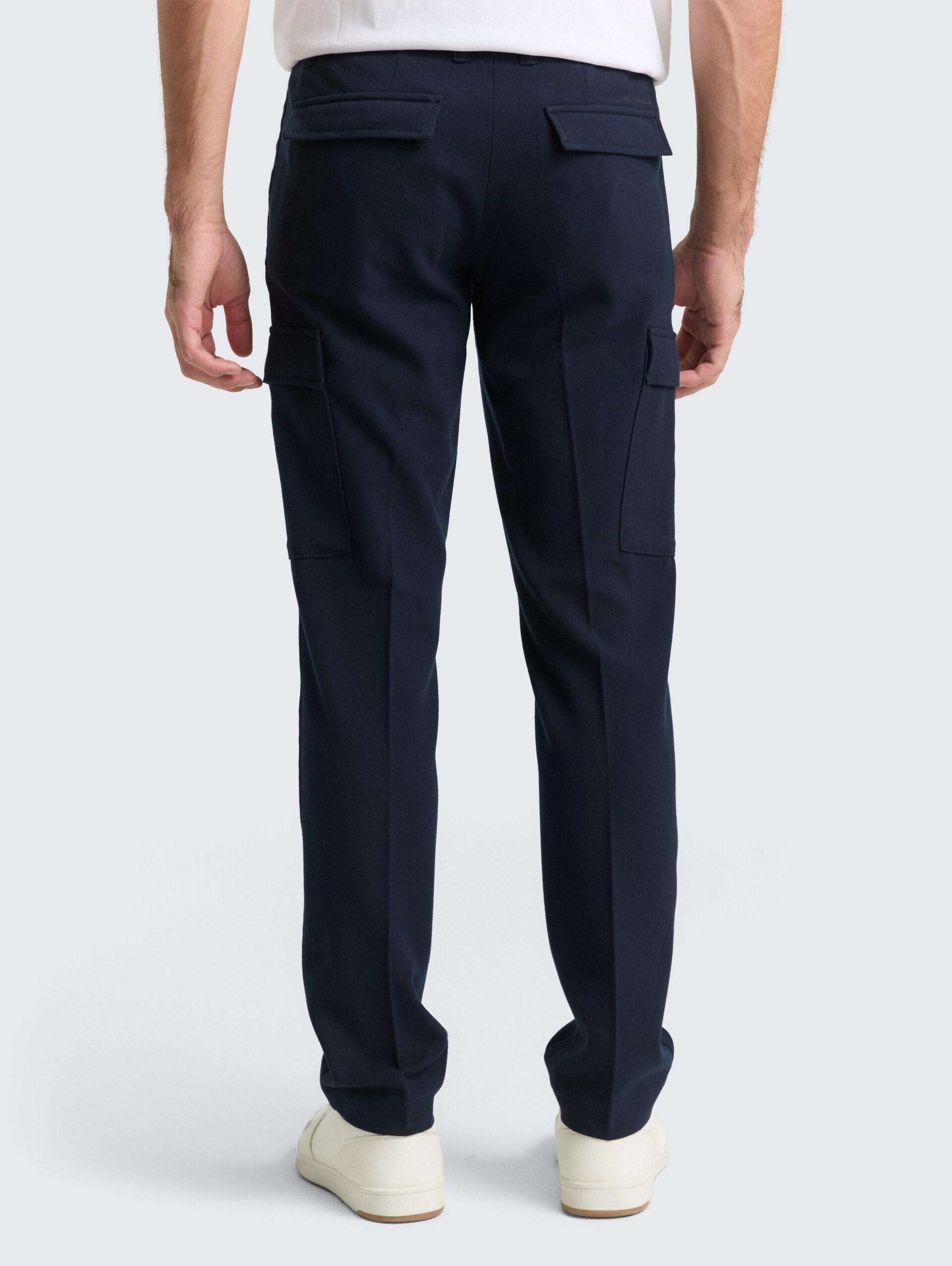 TTTAPERED Cargo Hose - sky captain blue - Auschnitt Model-Rückansicht