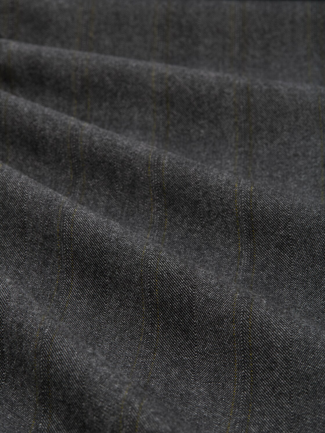 TTREGULAR Chino Hose - dark grey herringbone stripe - Material-Ansicht