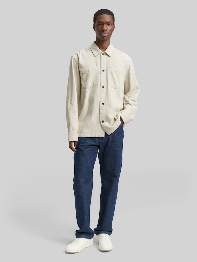 Overshirt aus Cord von Denim Male, greyish white
