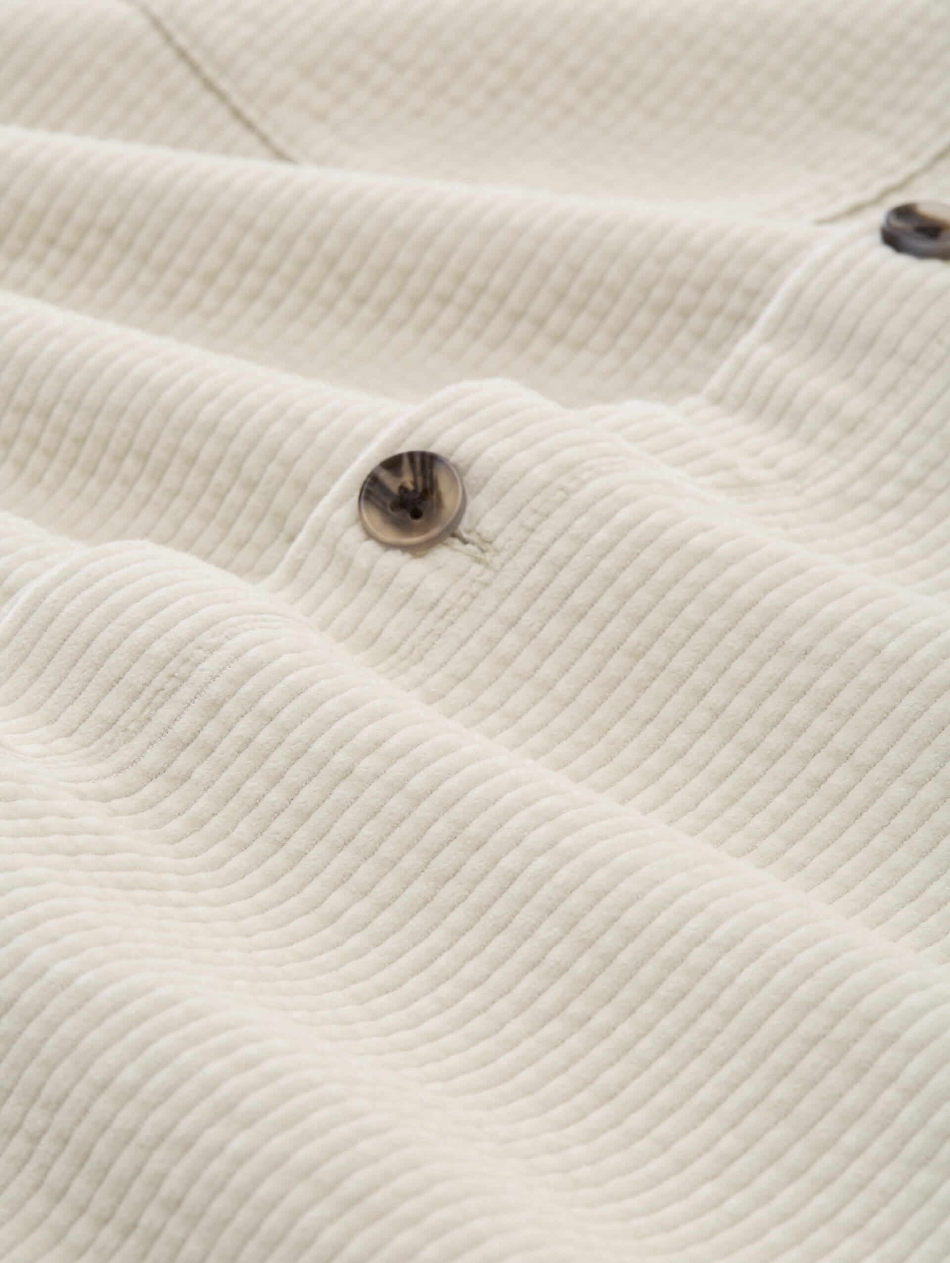 Overshirt aus Cord - greyish white - Material-Ansicht