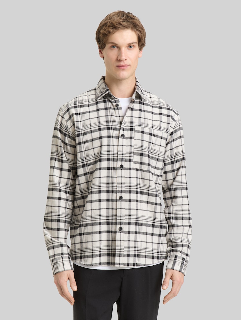 Relaxed Fit Hemd mit Karomuster von Denim Male, greyish white black check