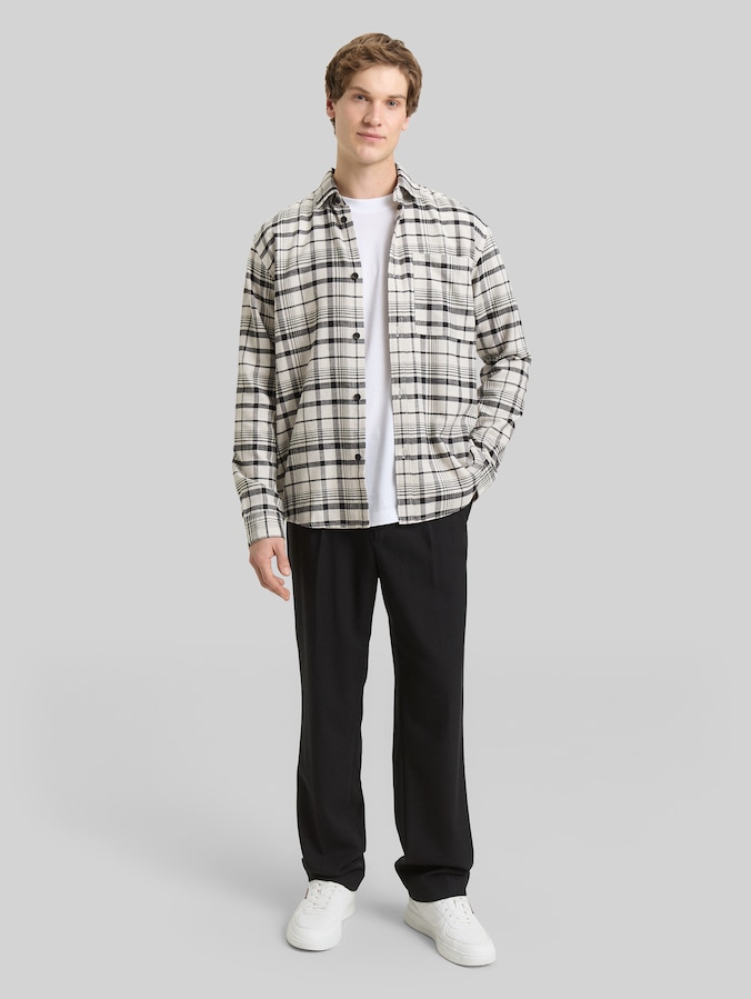 Relaxed fit overhemd met ruitjesmotief door Denim Male, greyish white black check
