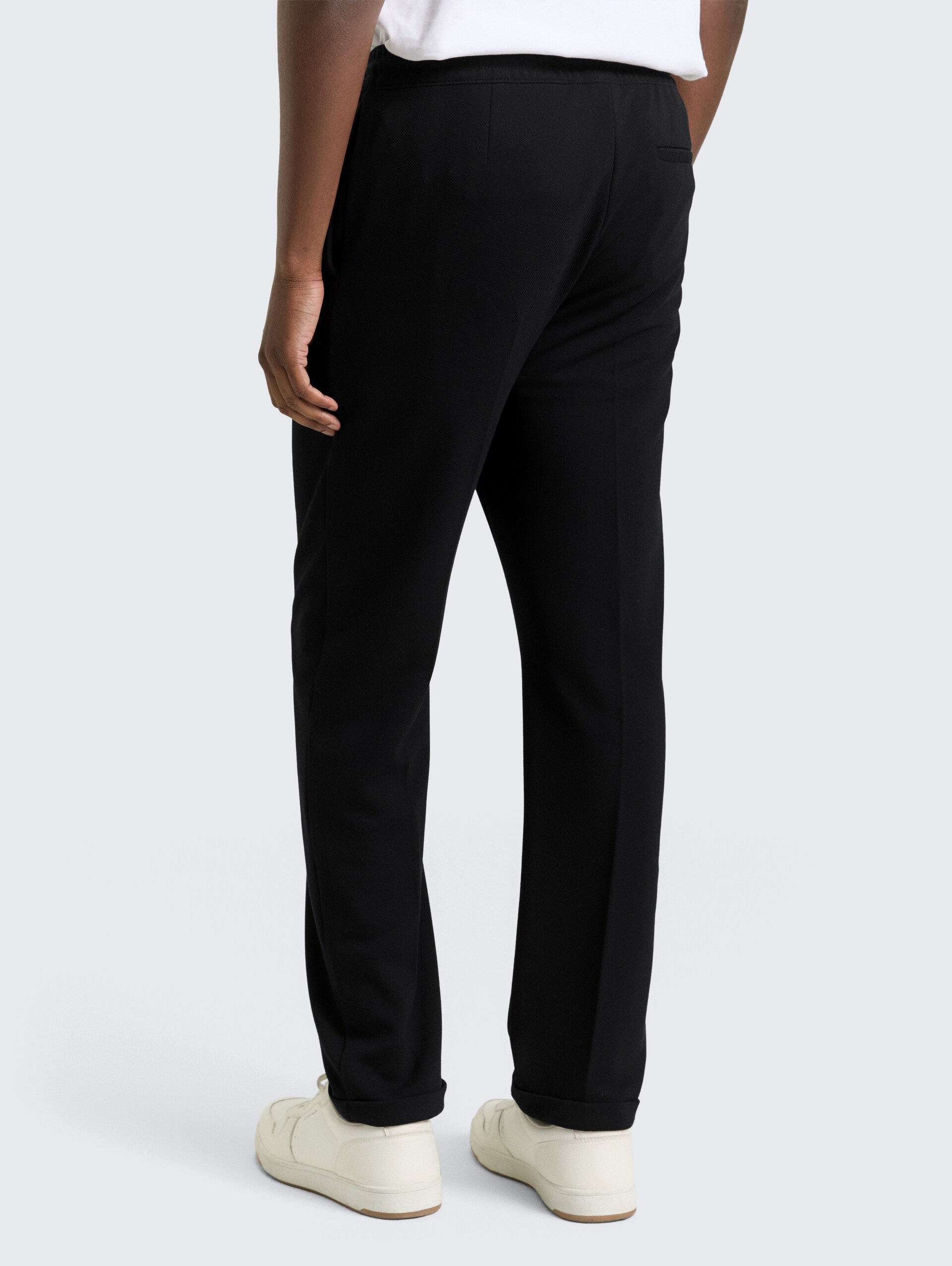 TTTAPERED Hose - Black - Auschnitt Model-Rückansicht