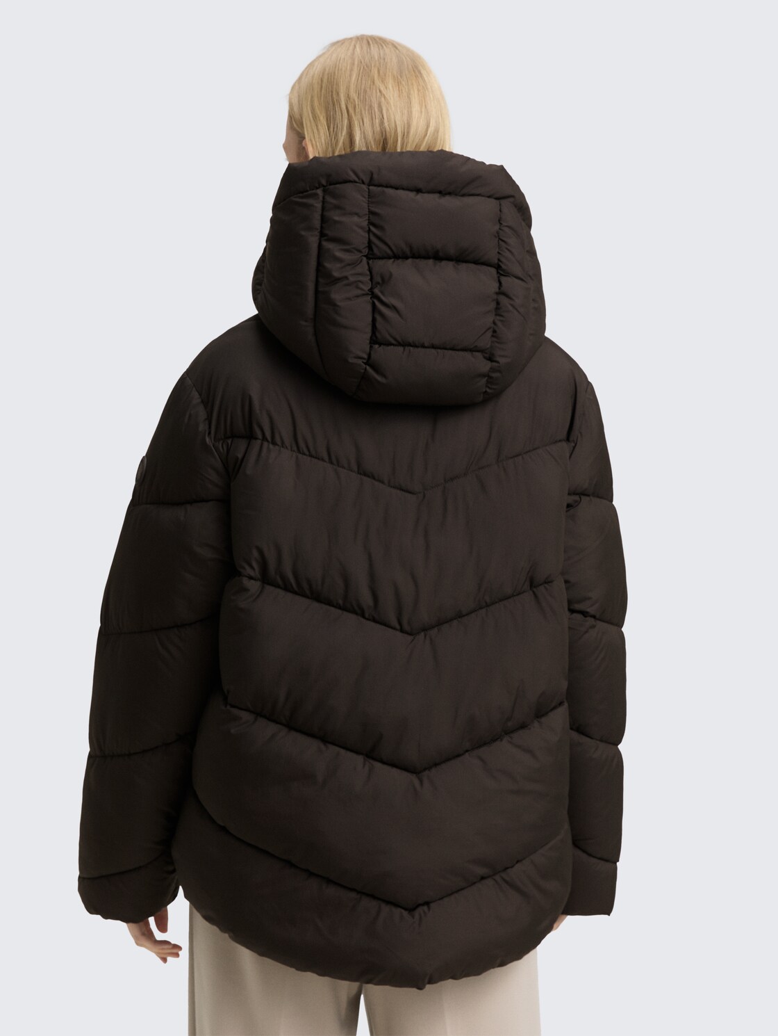 Puffer jacket with hood - deep black - Model-back view