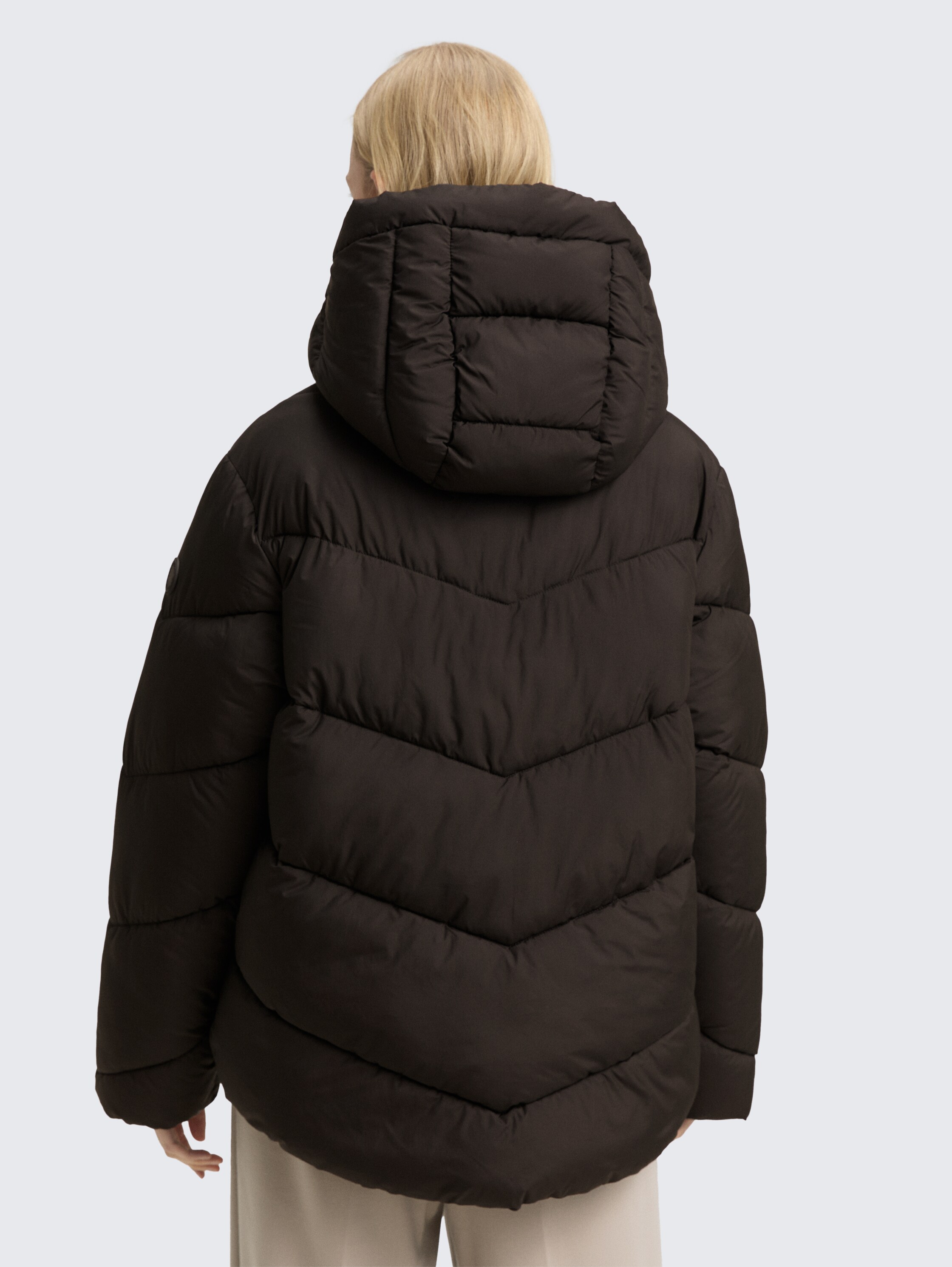 Puffer jacket with hood - deep_black_1 - 