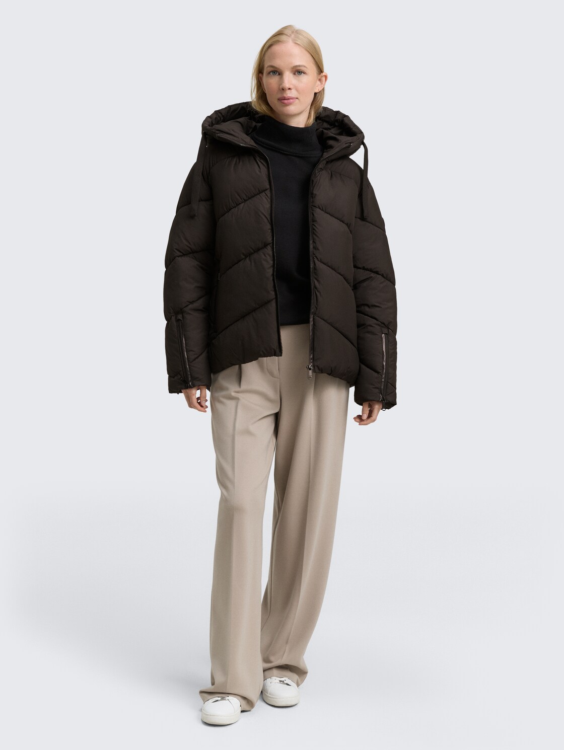 Puffer jacket with hood - deep black - side model view